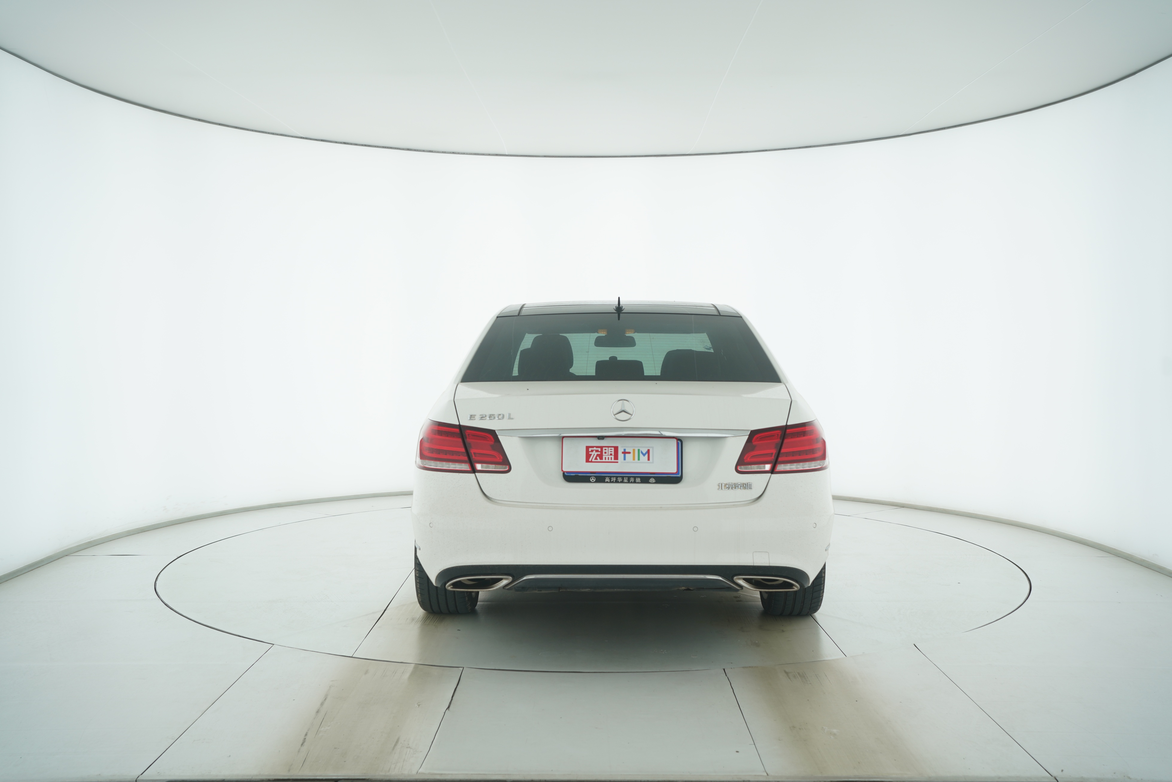Mercedes Benz E-Class 2015 — фото 6