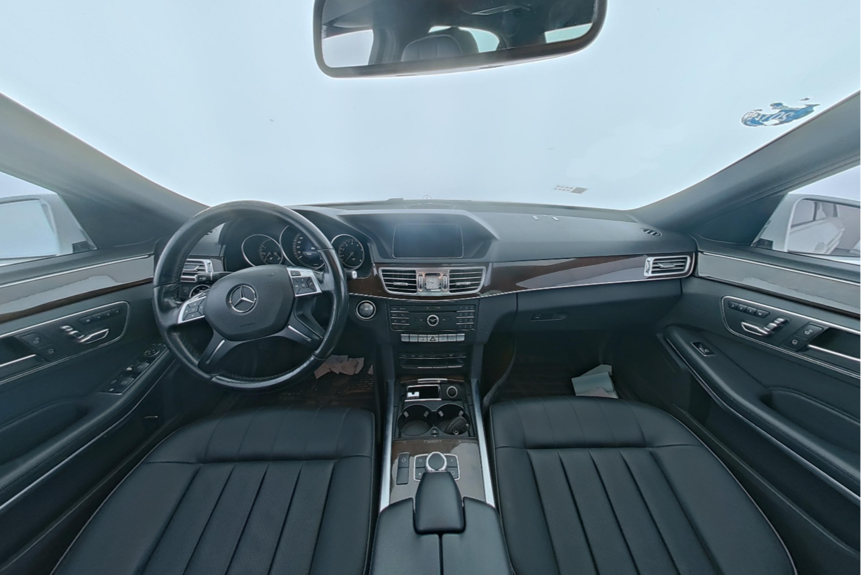 Mercedes Benz E-Class 2015 — фото 9
