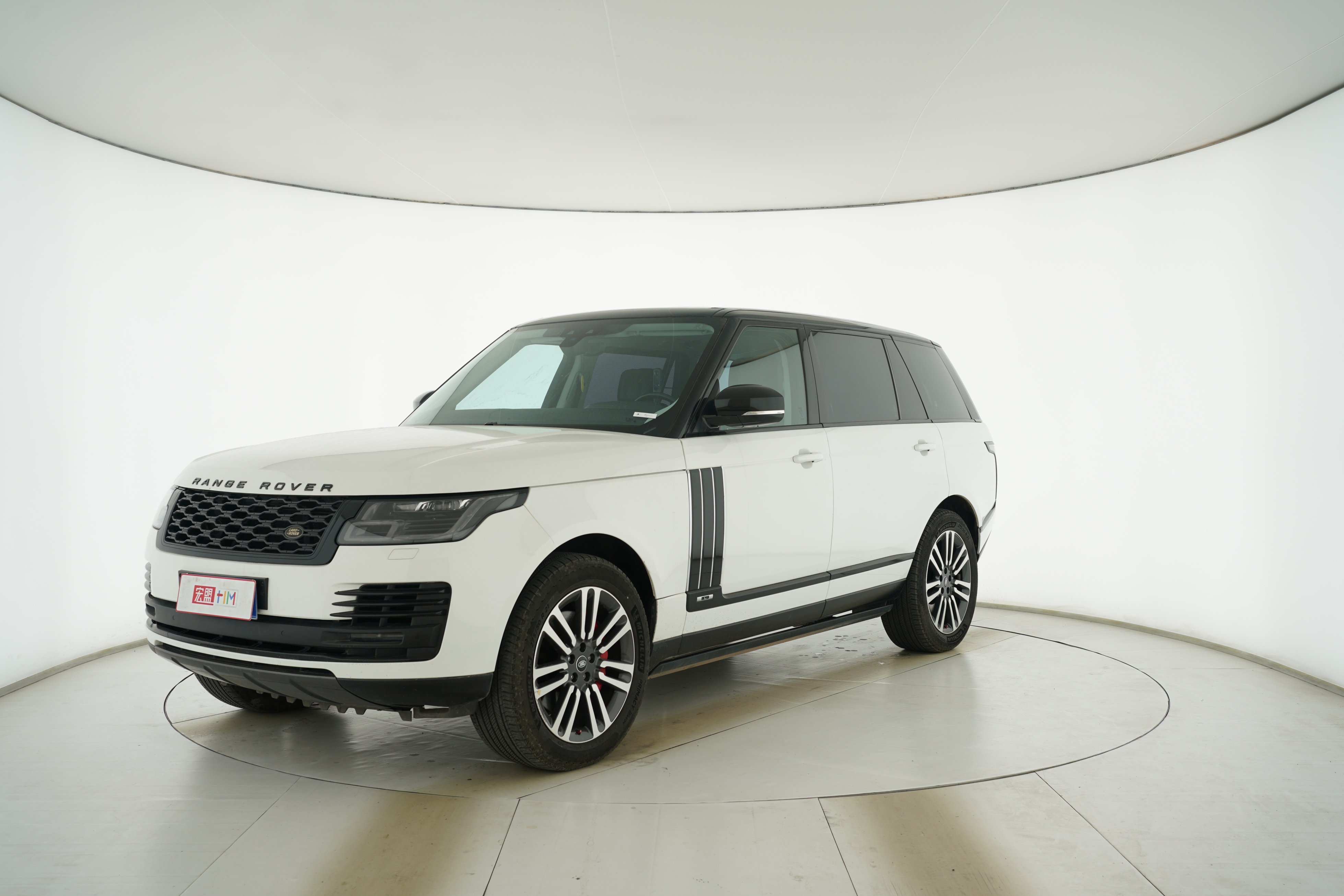 Land Rover Range Rover 2019 — фото 1
