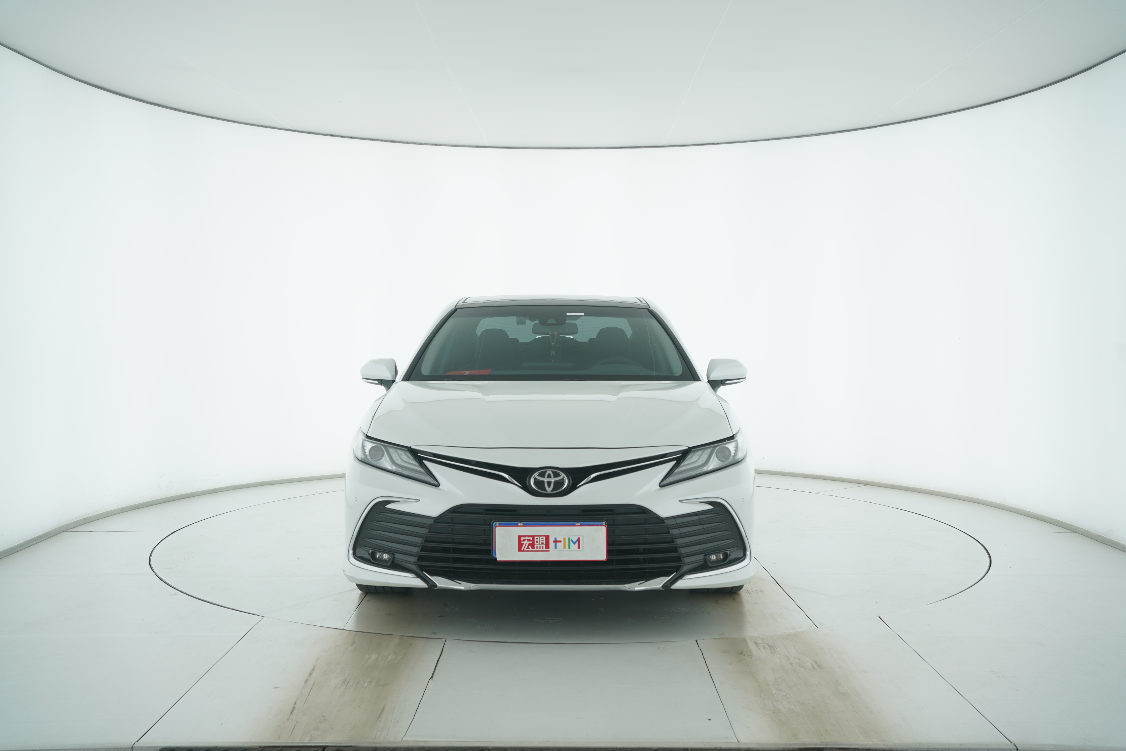 Toyota Camry 2022 — фото 5