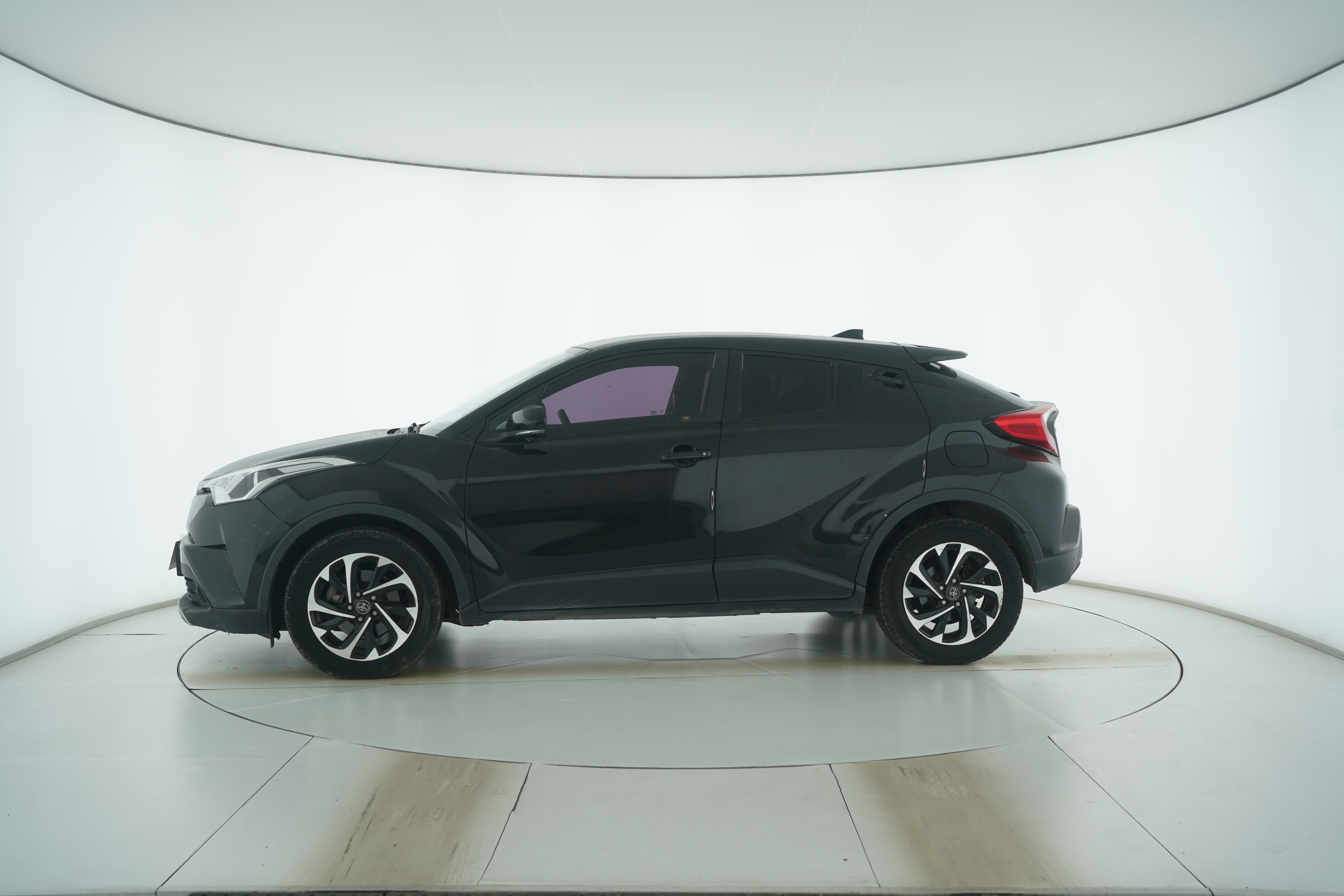 Toyota Yize 2018 — фото 7