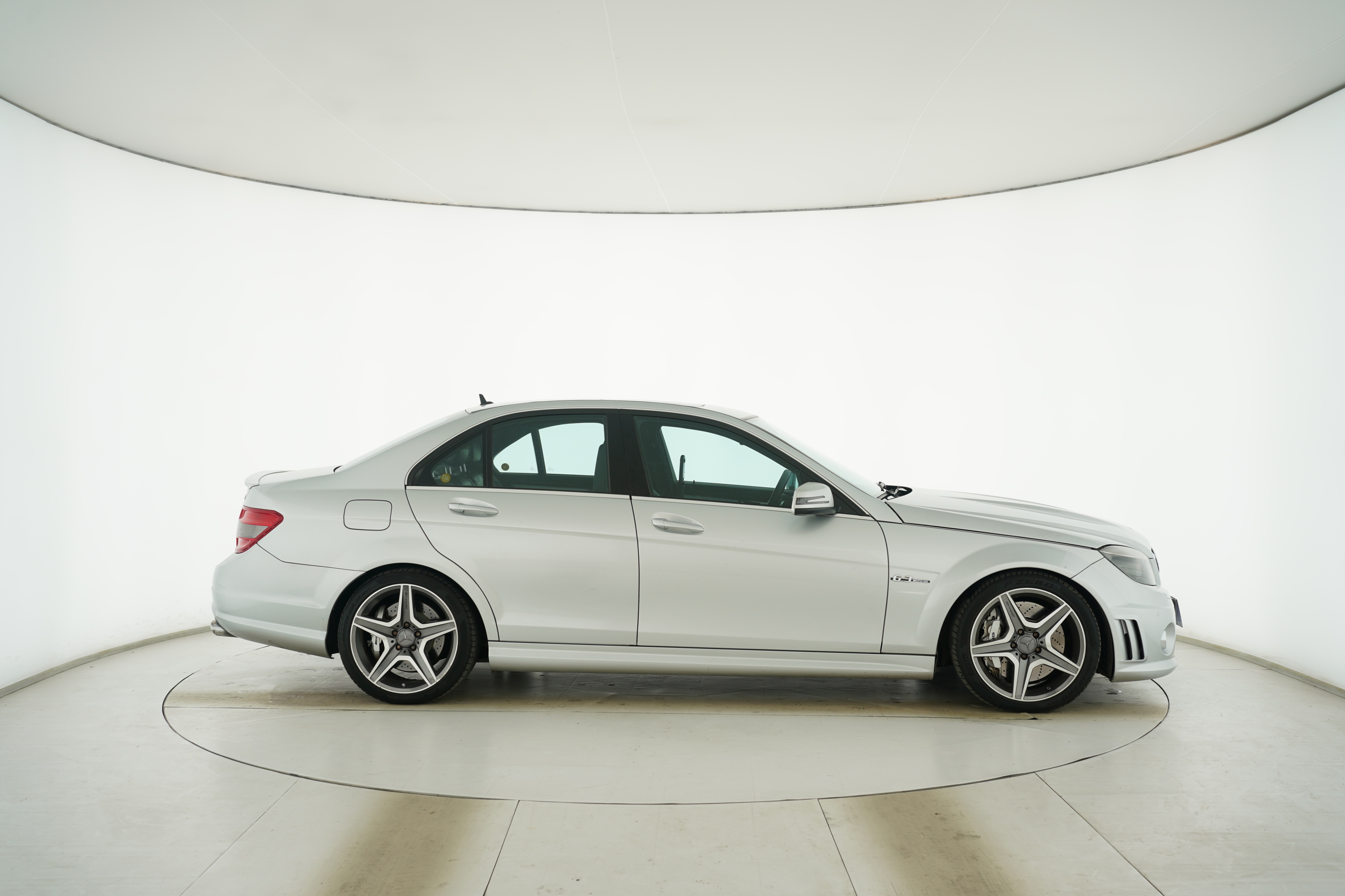 Mercedes Benz Mercedes-benz C-Class AMG 2010 — фото 8