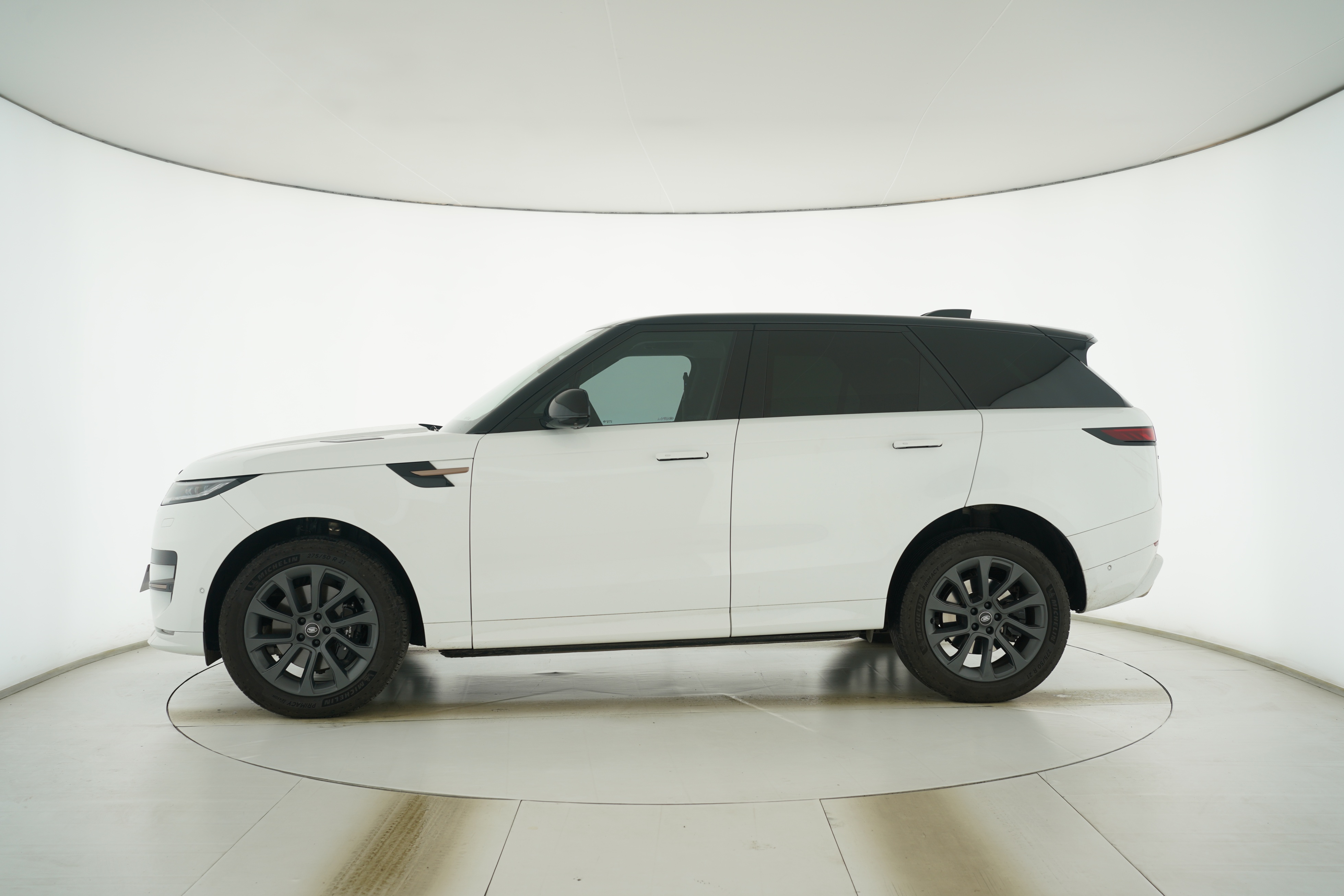 Land Rover Range Rover Sport 2023 — фото 7