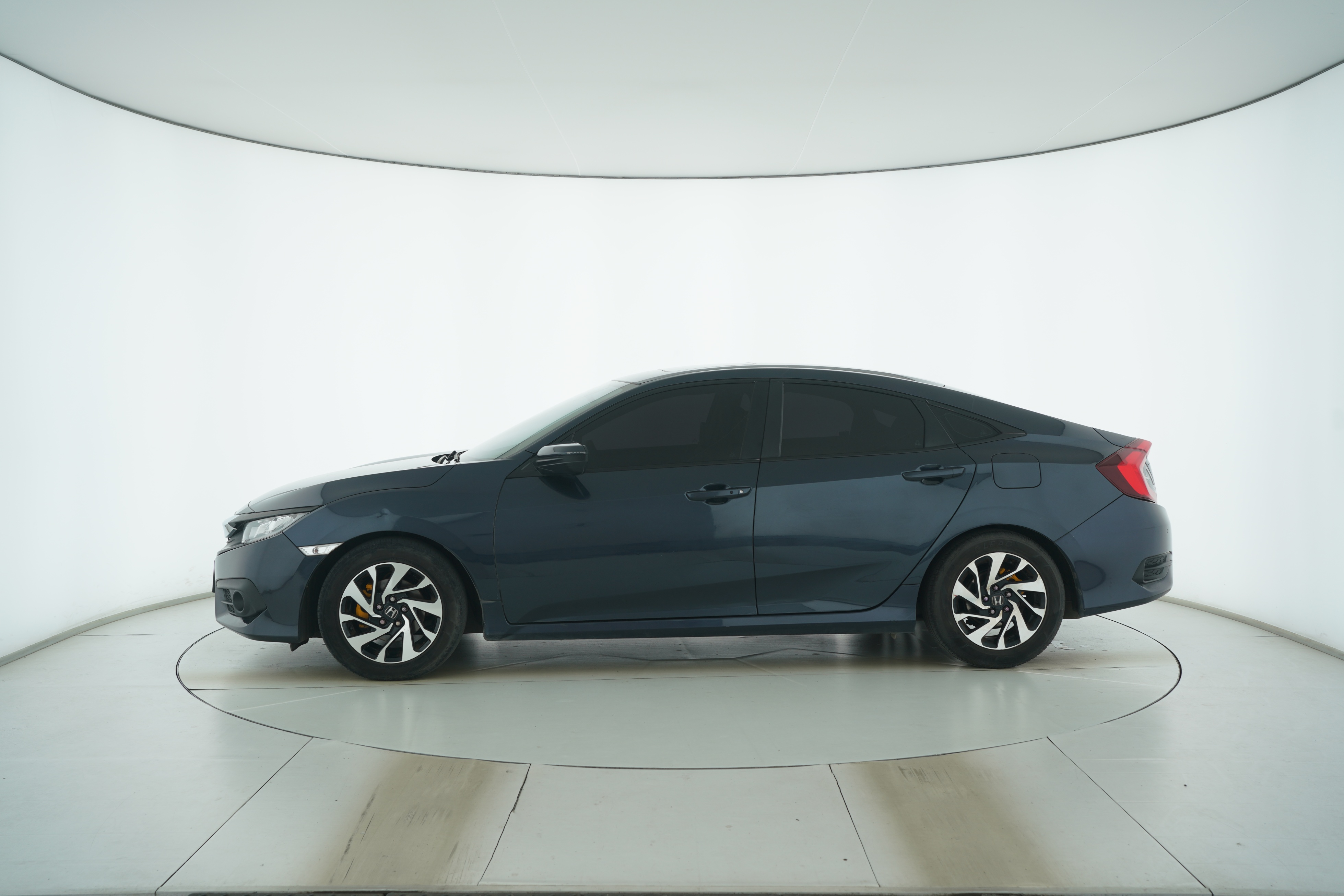 Honda "思域" 可 以 翻 译 为 "Civic" 2016 — фото 7