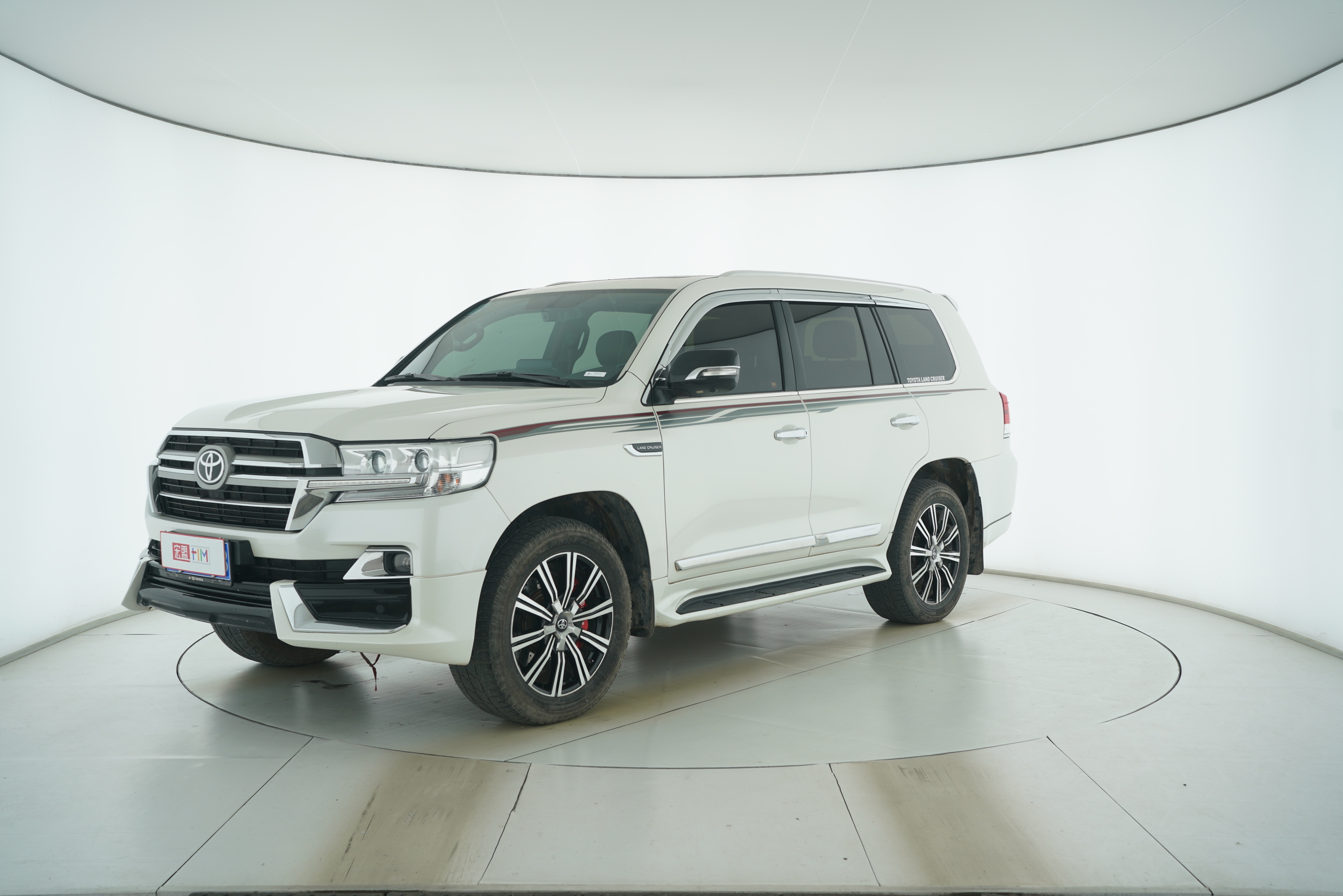 Toyota Land Cruiser (Imported) 2016 — фото 1