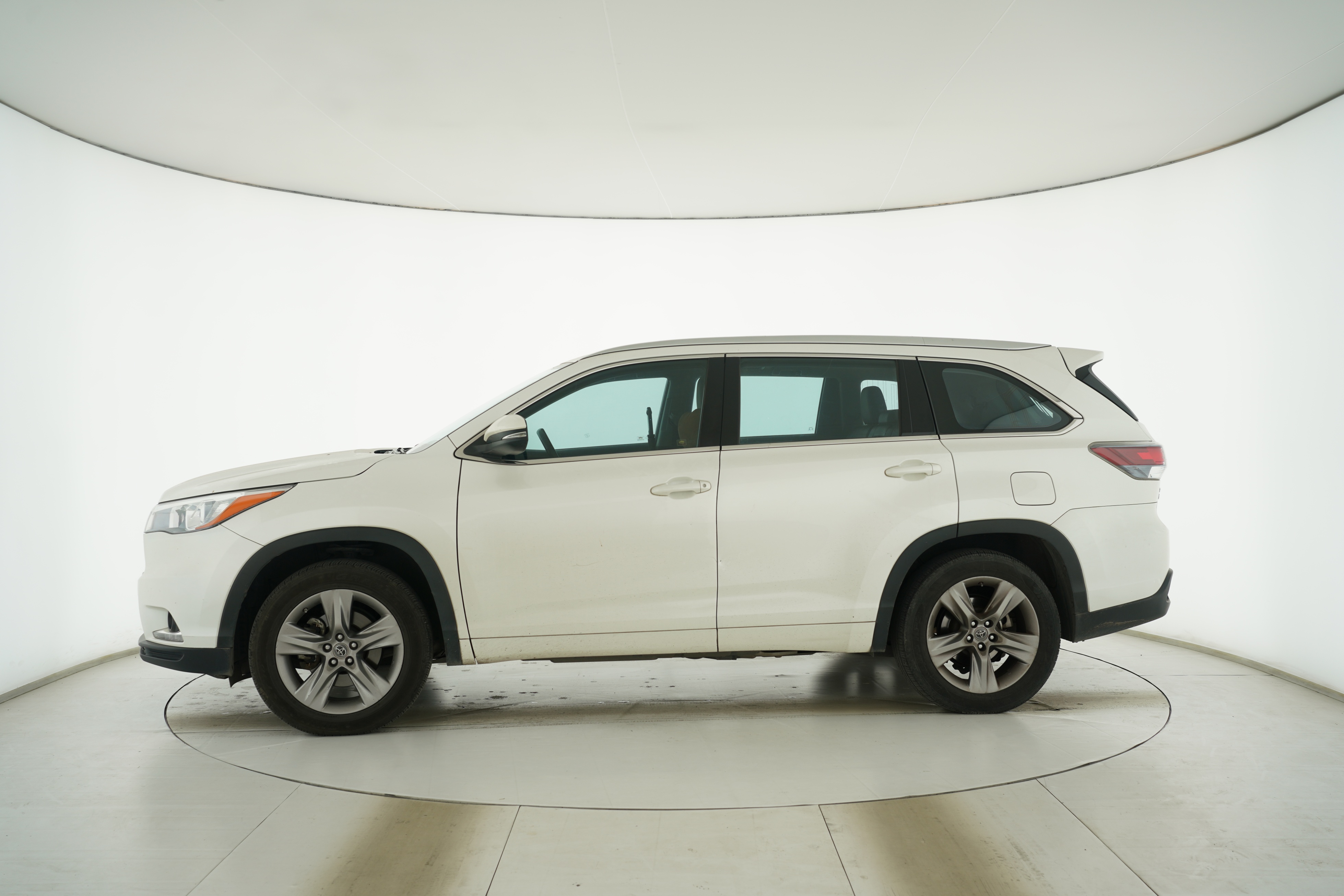 Toyota Highlander 2015 — фото 7