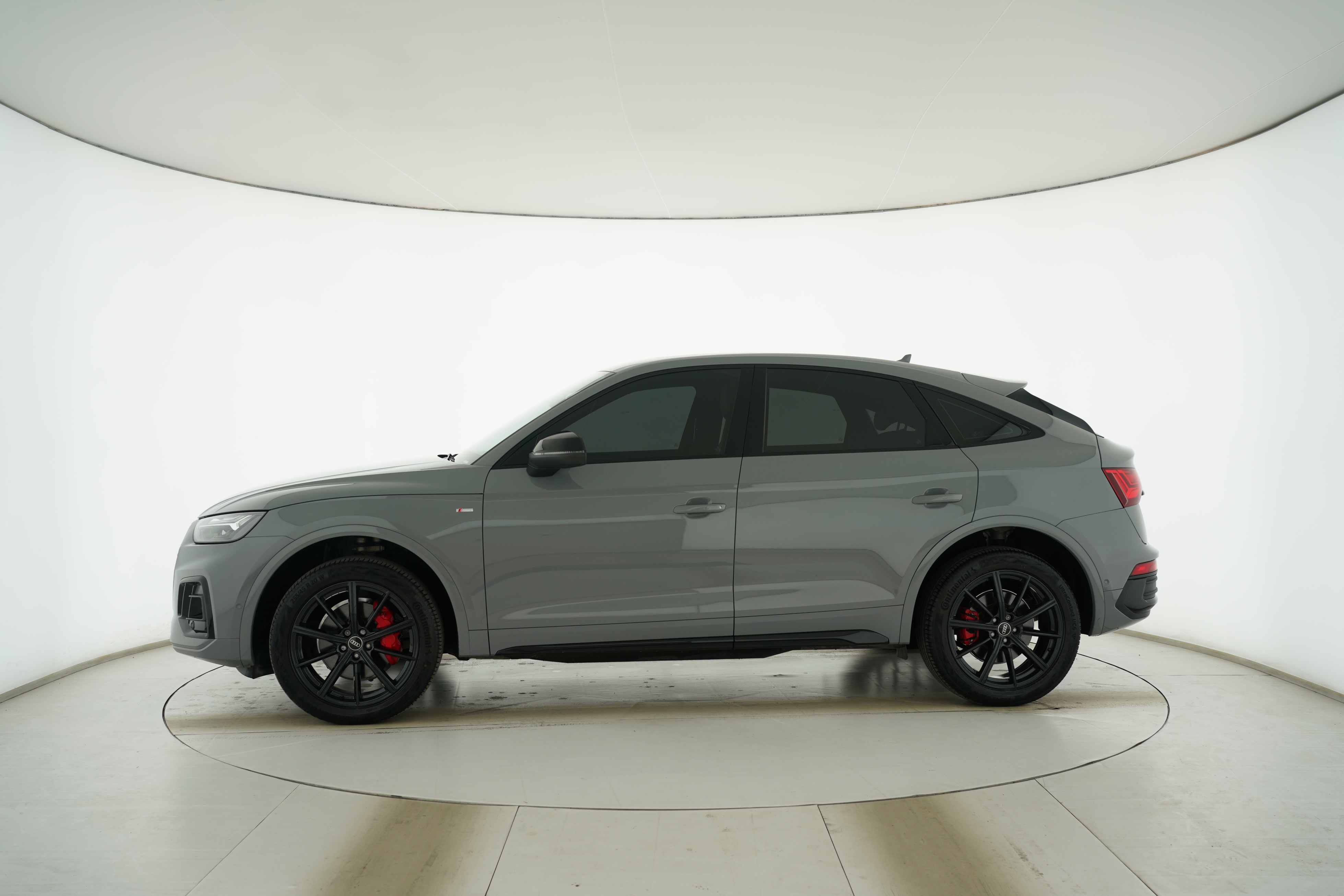 Audi Q5L Sportback 2021 — фото 7