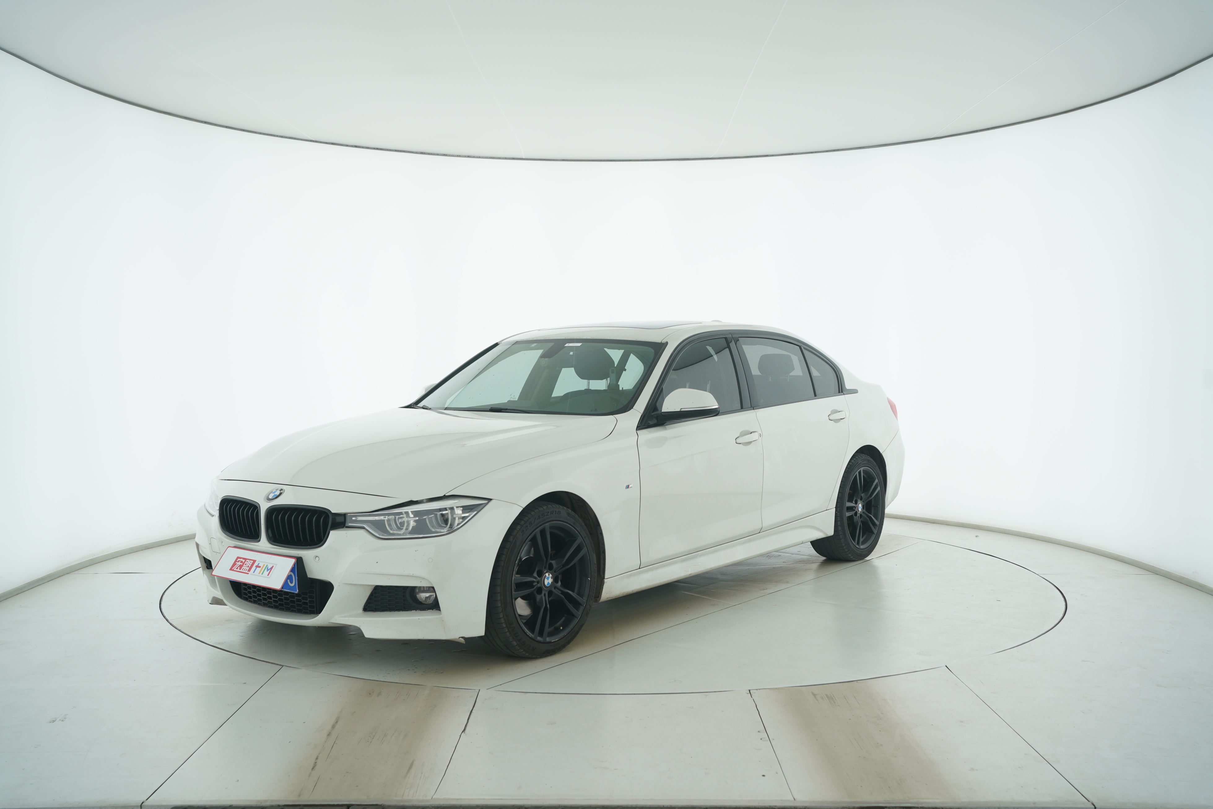 BMW 3 Series 2017 — фото 1