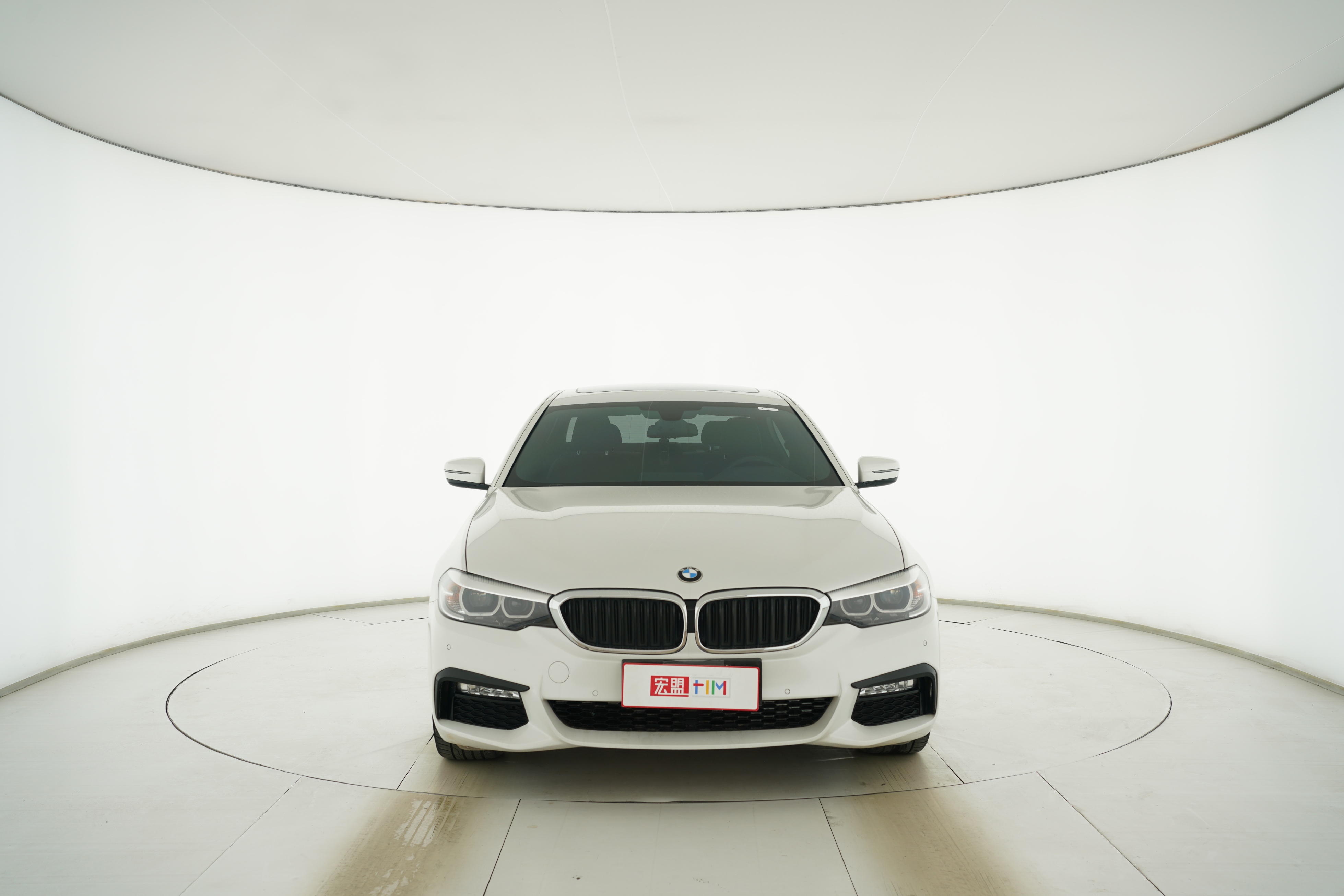BMW 5 Series 2018 — фото 5