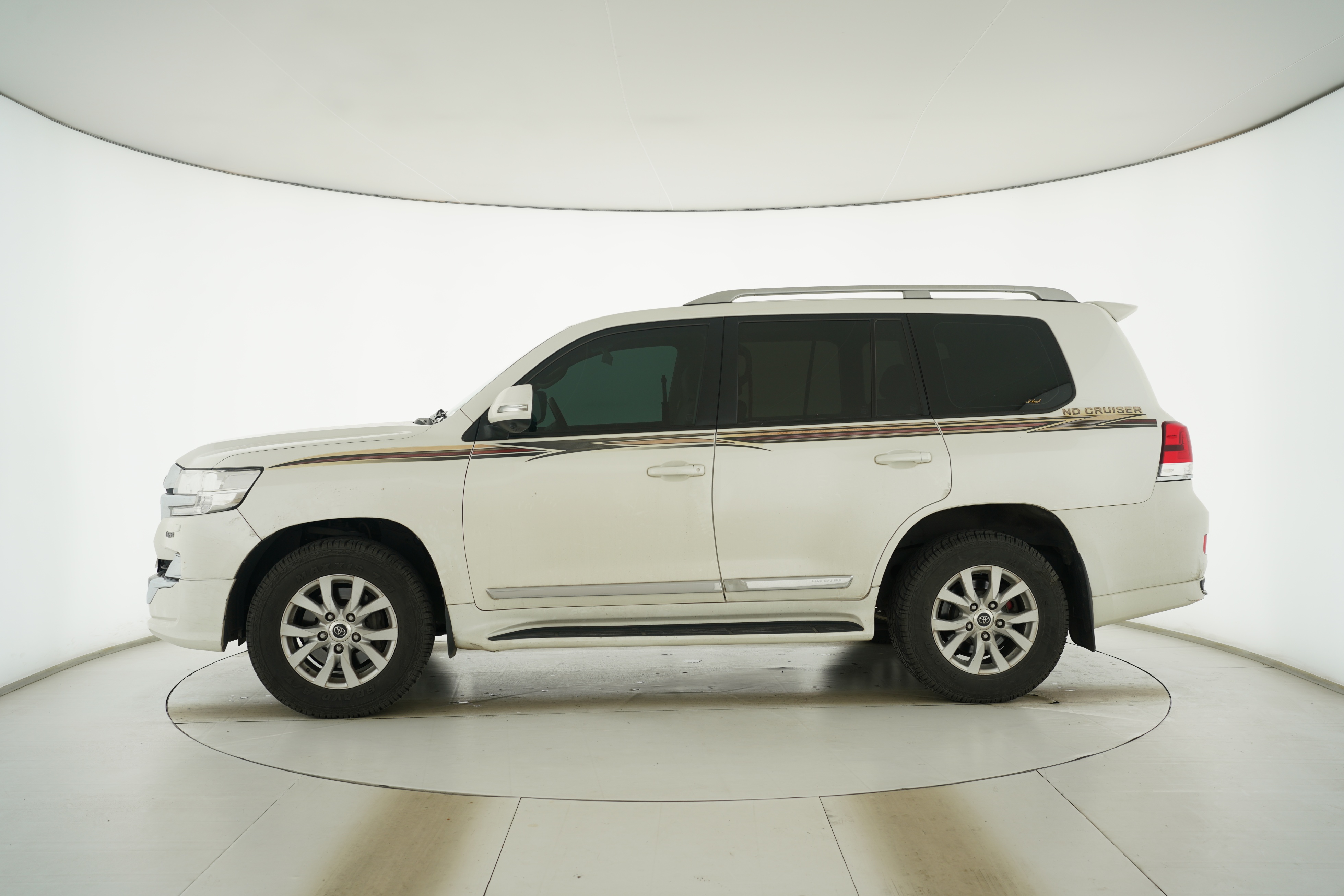 Toyota Land Cruiser (Imported) 2016 — фото 7