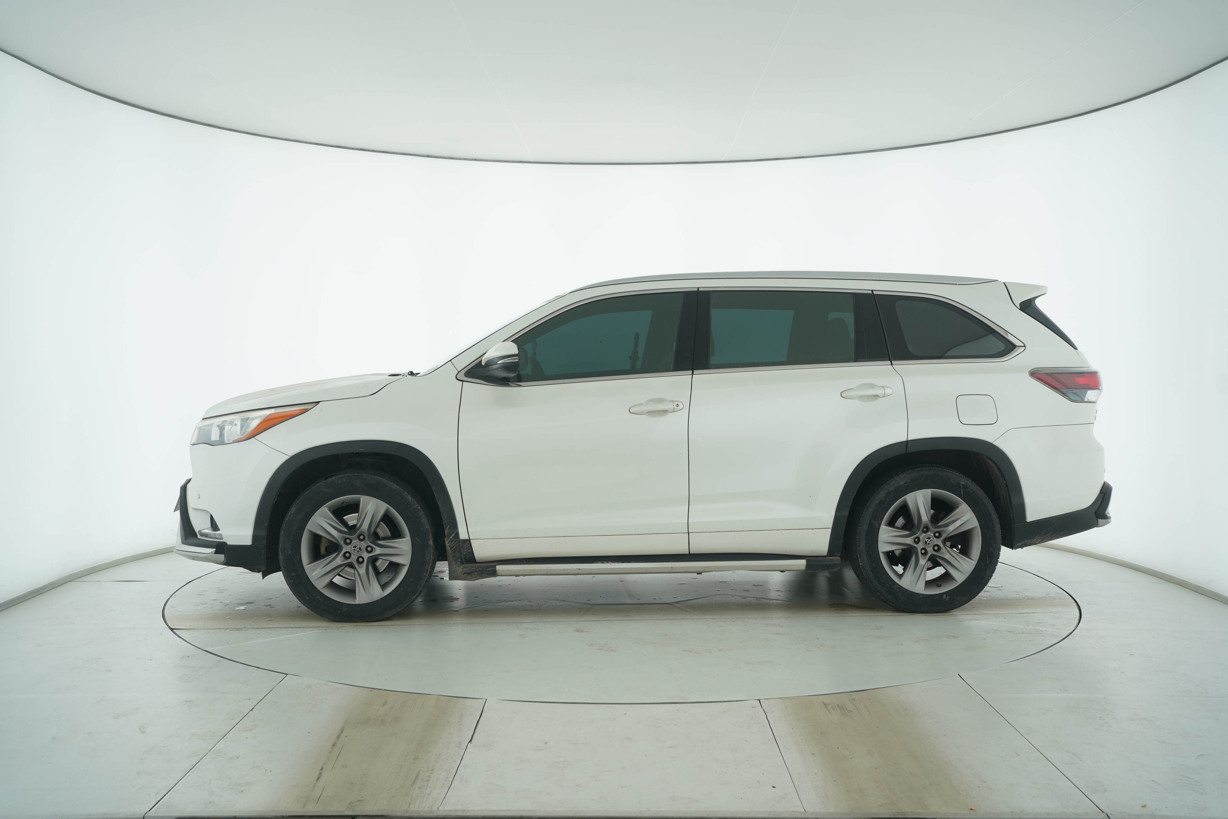 Toyota Highlander 2015 — фото 7