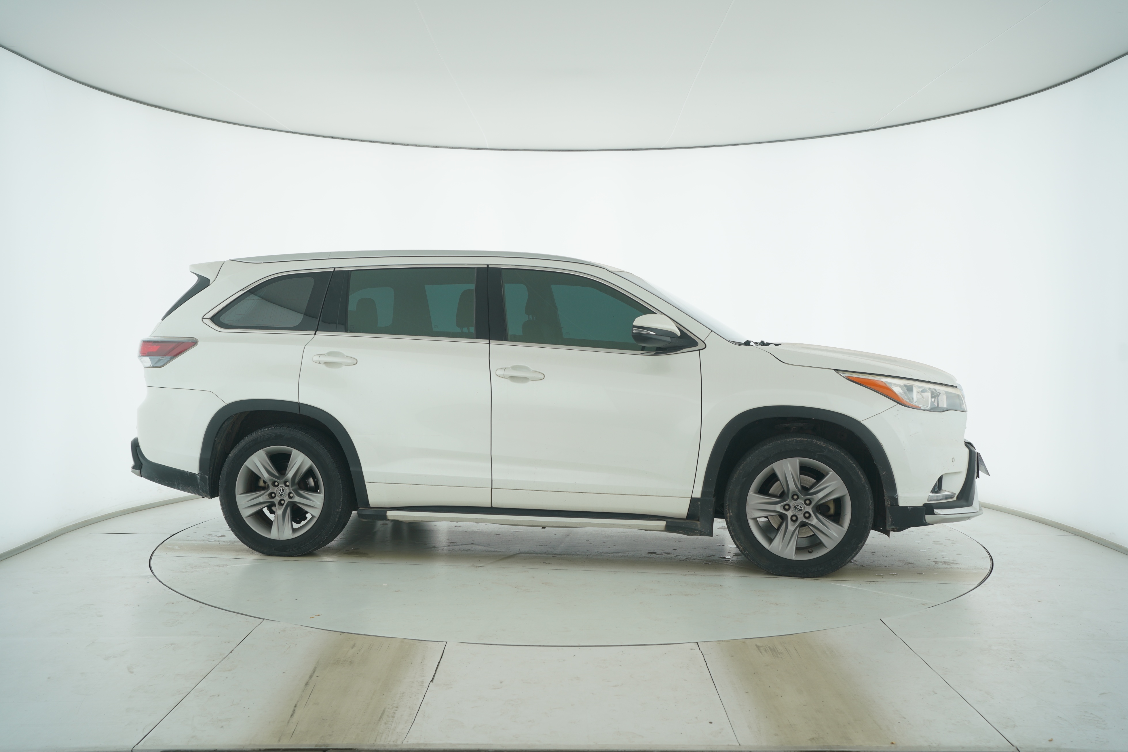 Toyota Highlander 2015 — фото 8