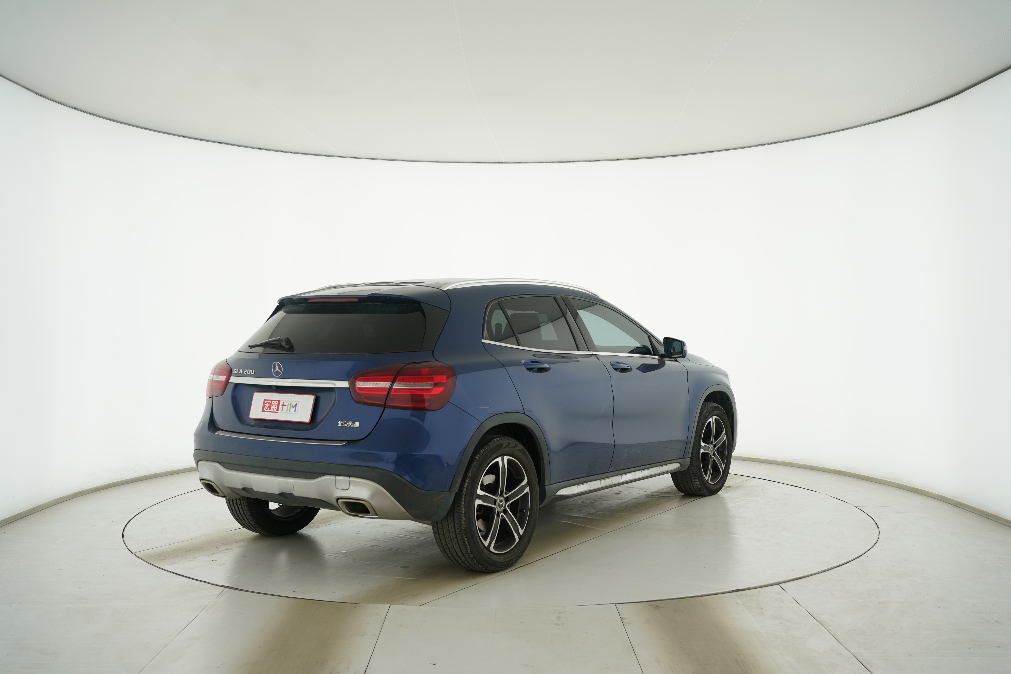 Mercedes Benz GLA 2018 — фото 4