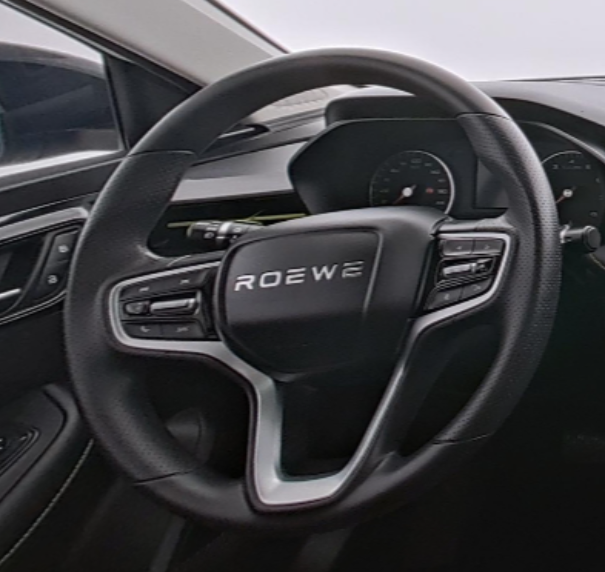 Roewe i5 2021 — фото 10