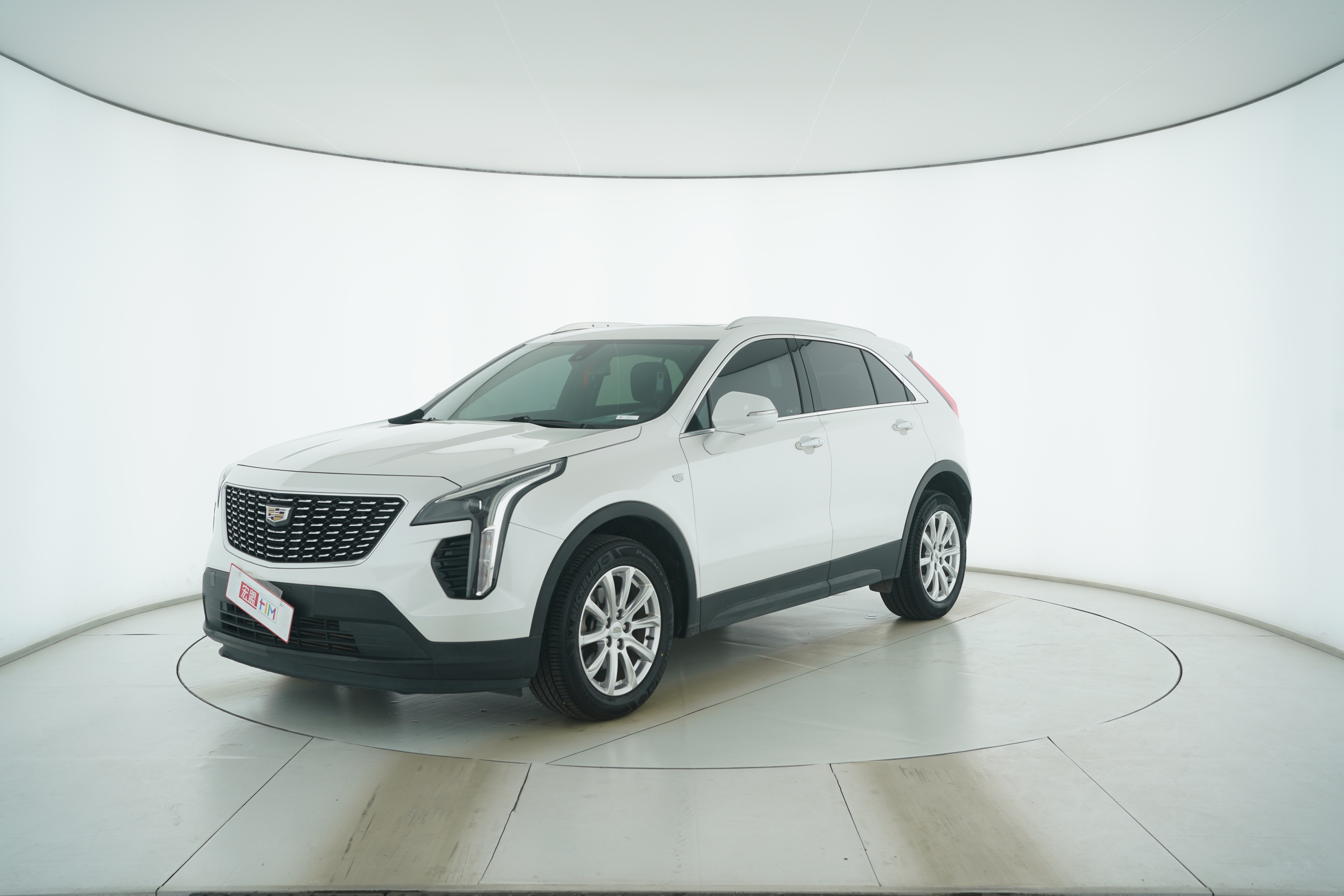 Cadillac XT4 2018 — фото 1