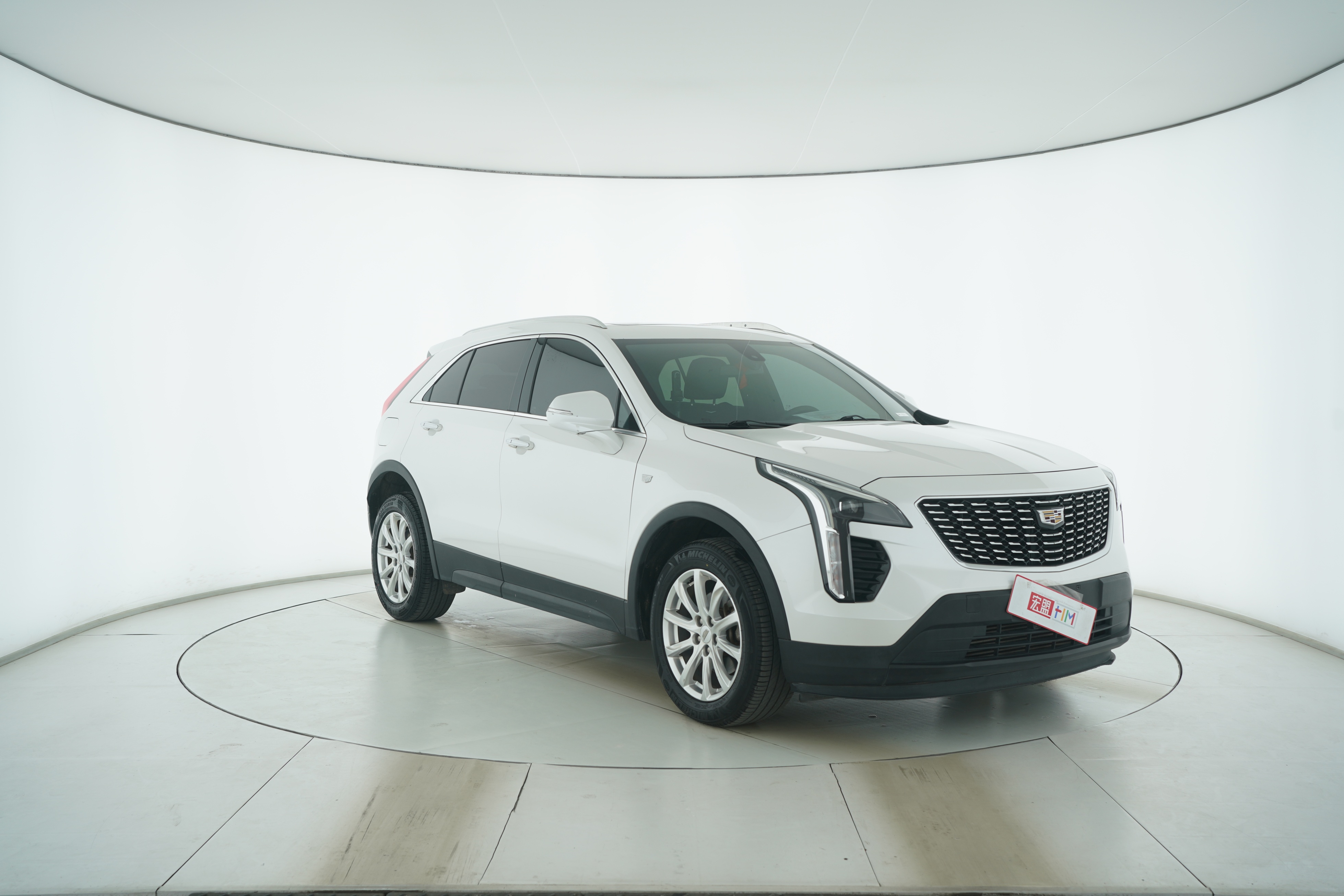 Cadillac XT4 2018 — фото 2