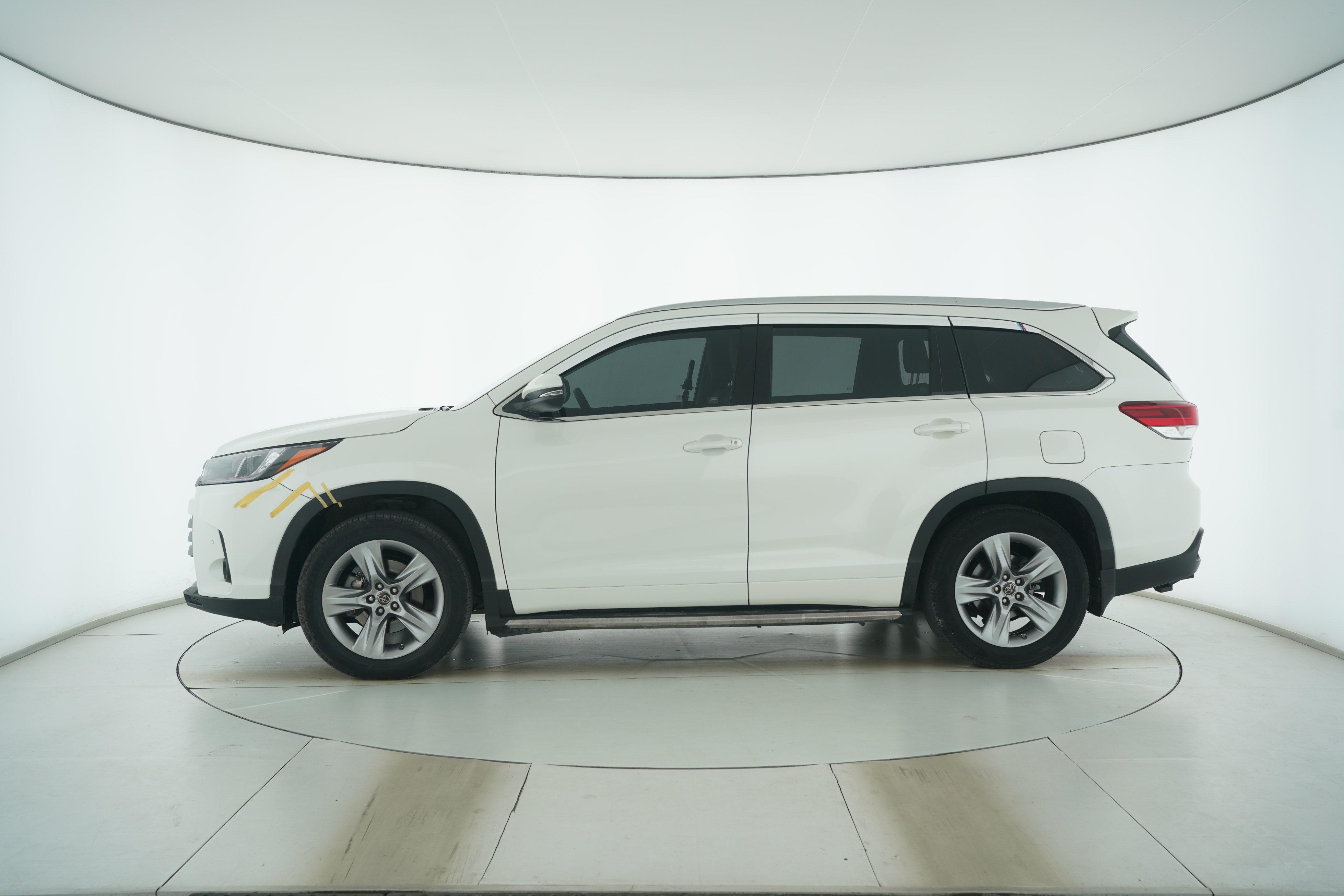 Toyota Highlander 2018 — фото 7