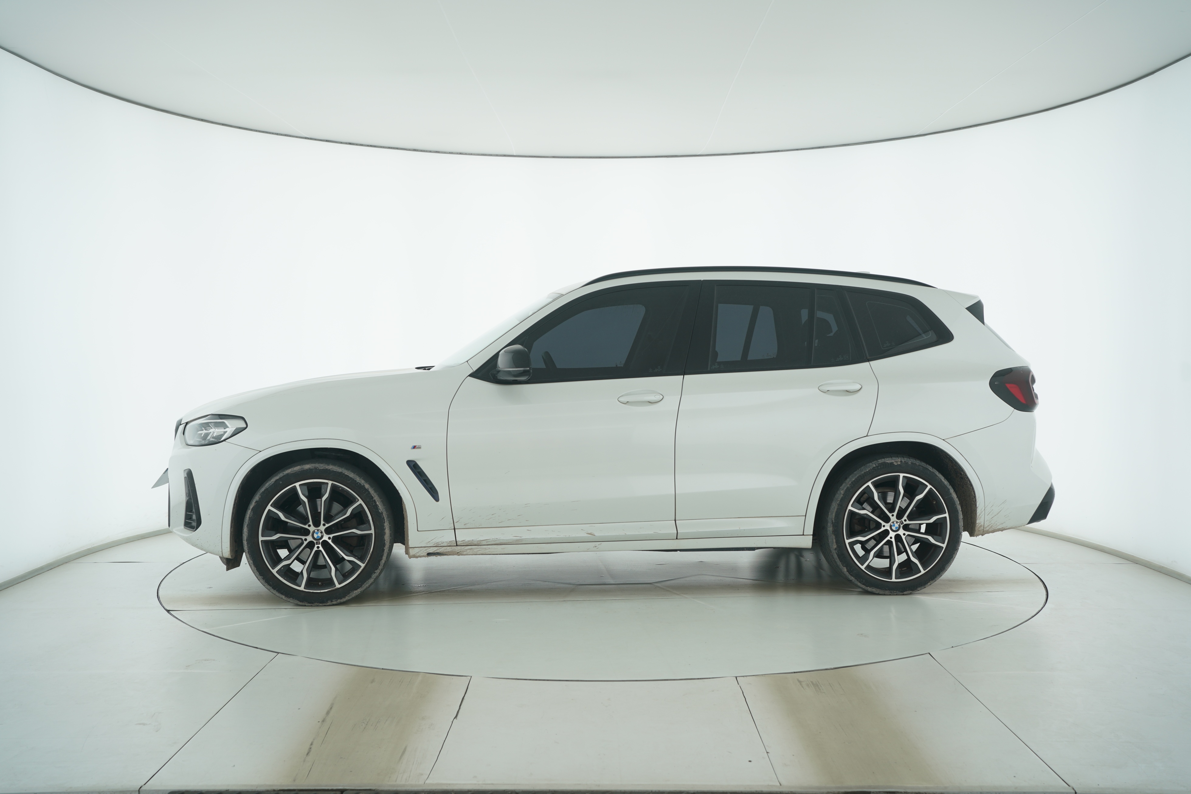 BMW X4 2022 — фото 7
