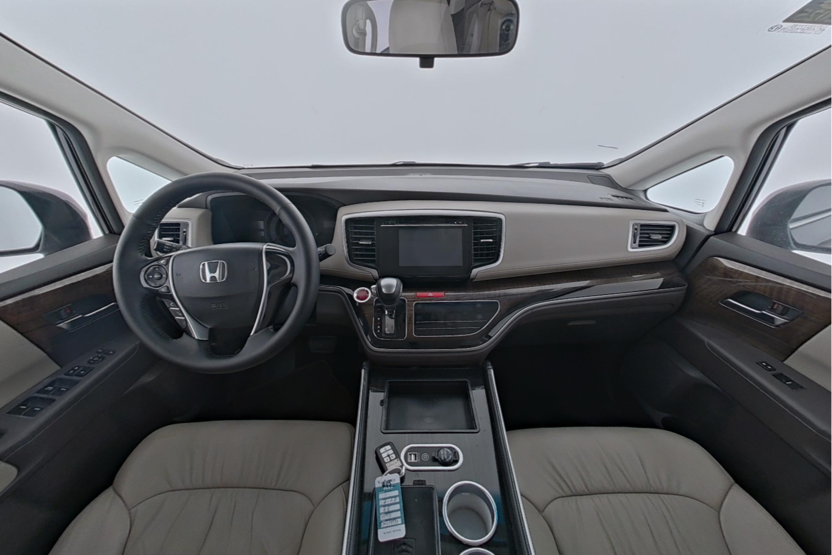 Honda Odyssey 2017 — фото 9