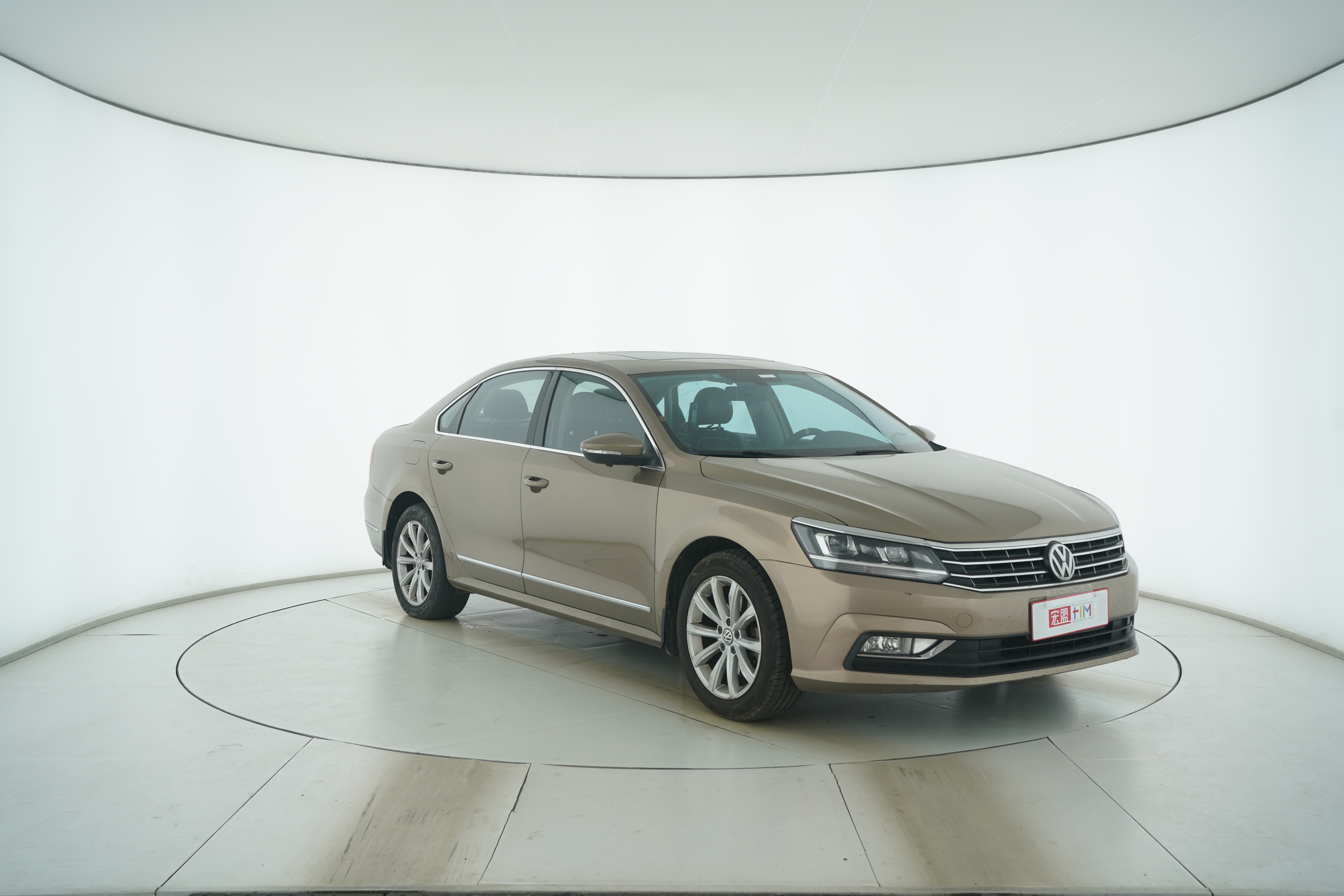 Volkswagen Passat 2015 — фото 2