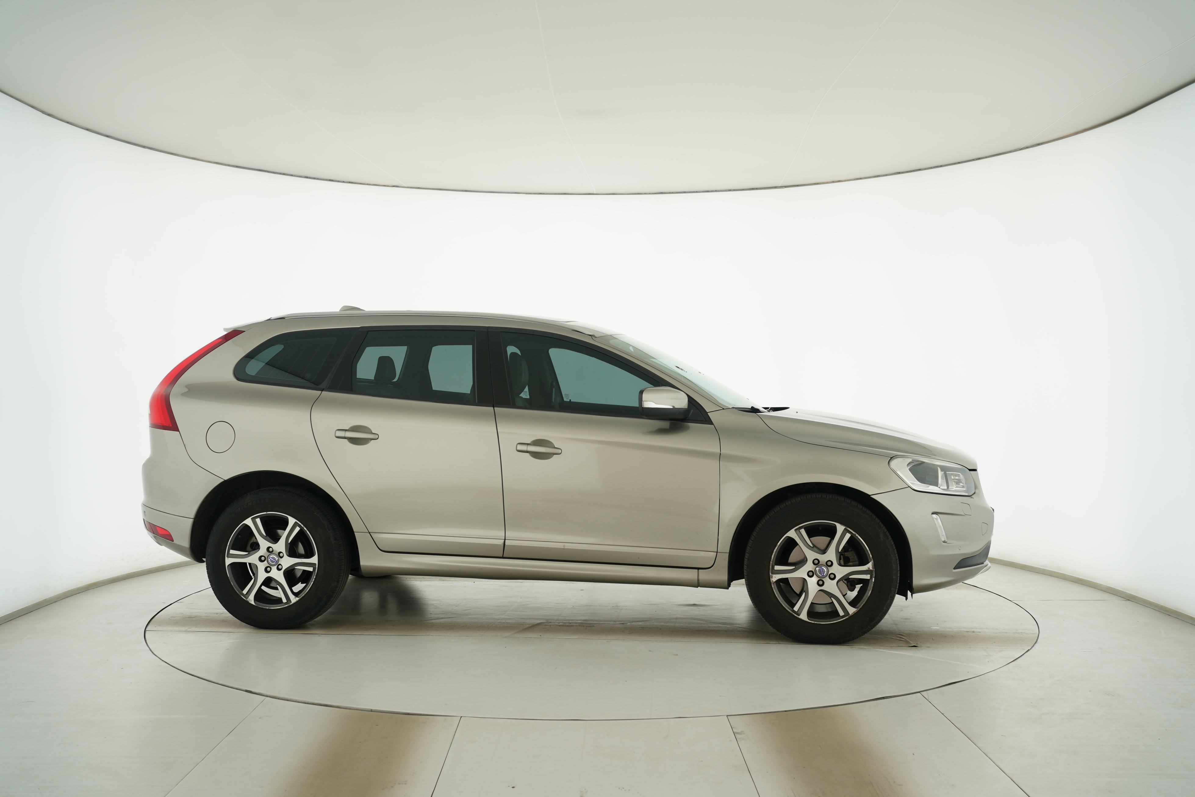 VOLVO XC60(Imported) 2013 — фото 8