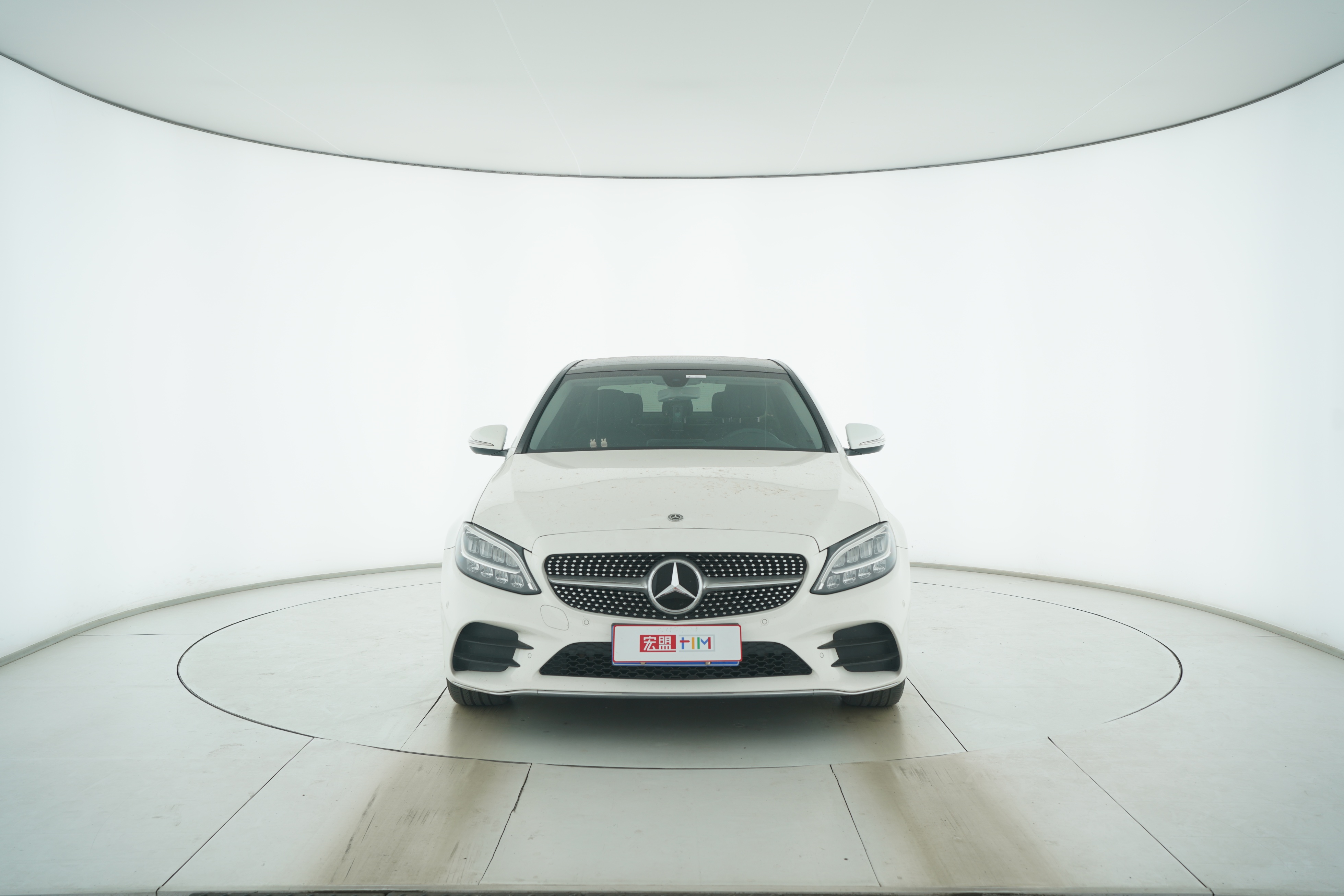 Mercedes Benz C-Class 2019 — фото 5