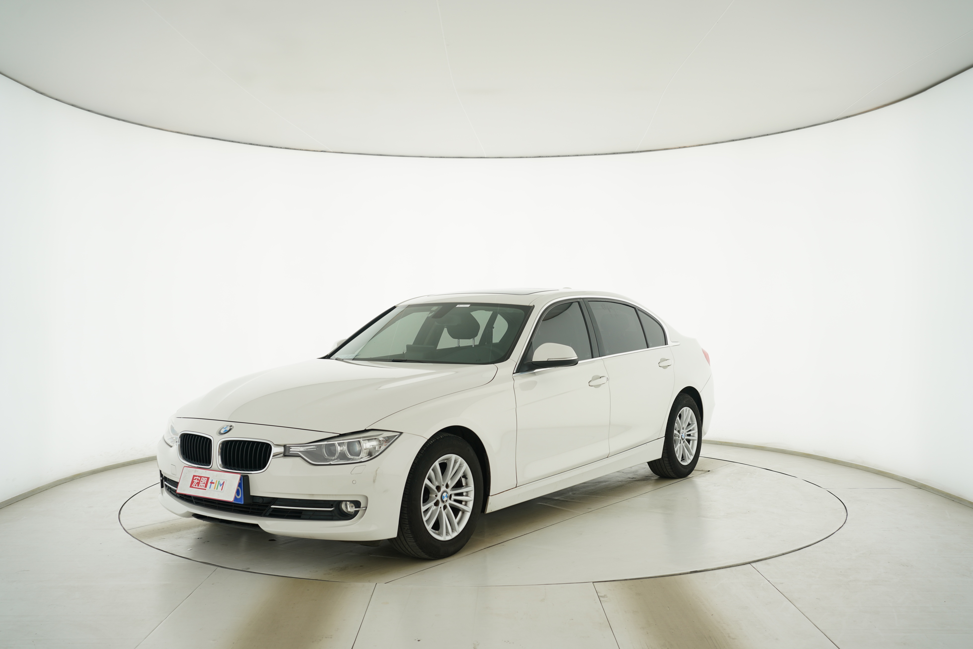 BMW 3 Series 2014 — фото 1