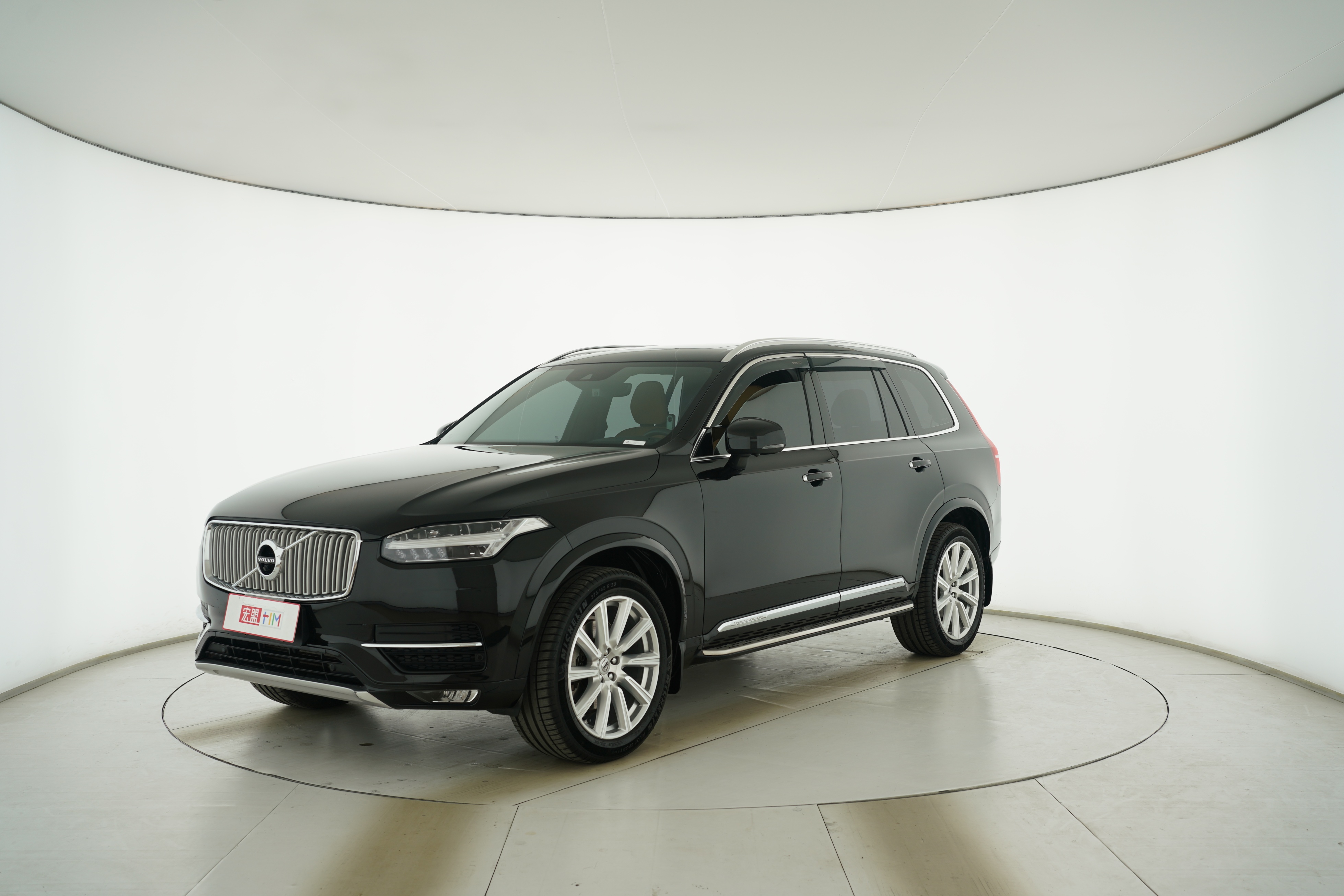 VOLVO XC90 2019 — фото 1
