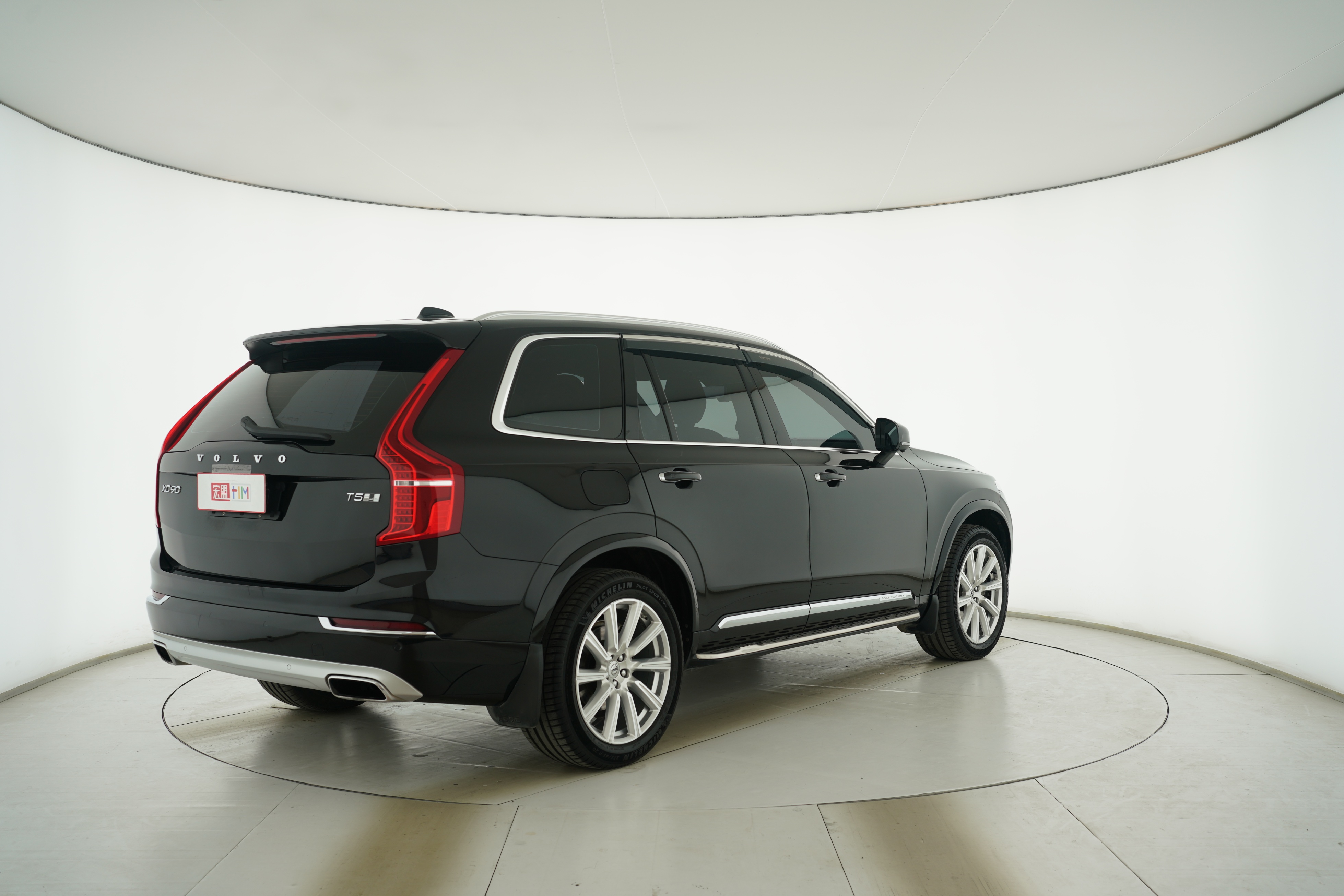 VOLVO XC90 2019 — фото 4