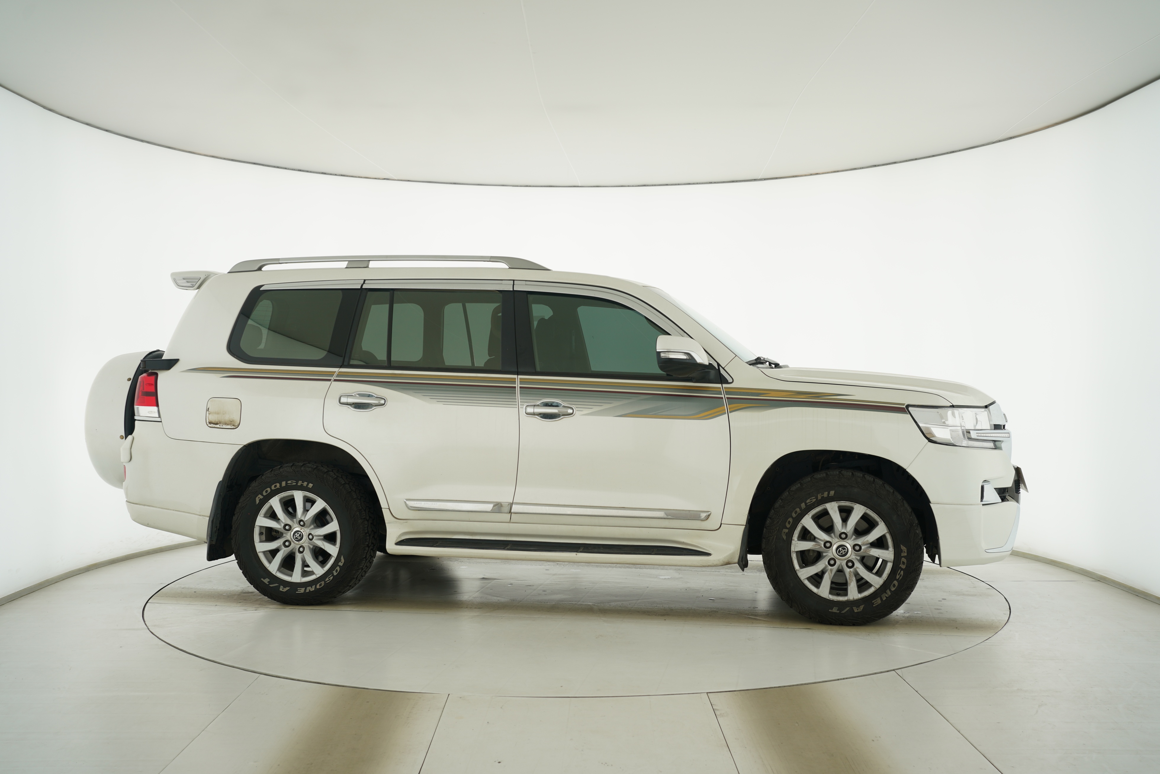Toyota Land Cruiser (Imported) 2016 — фото 8