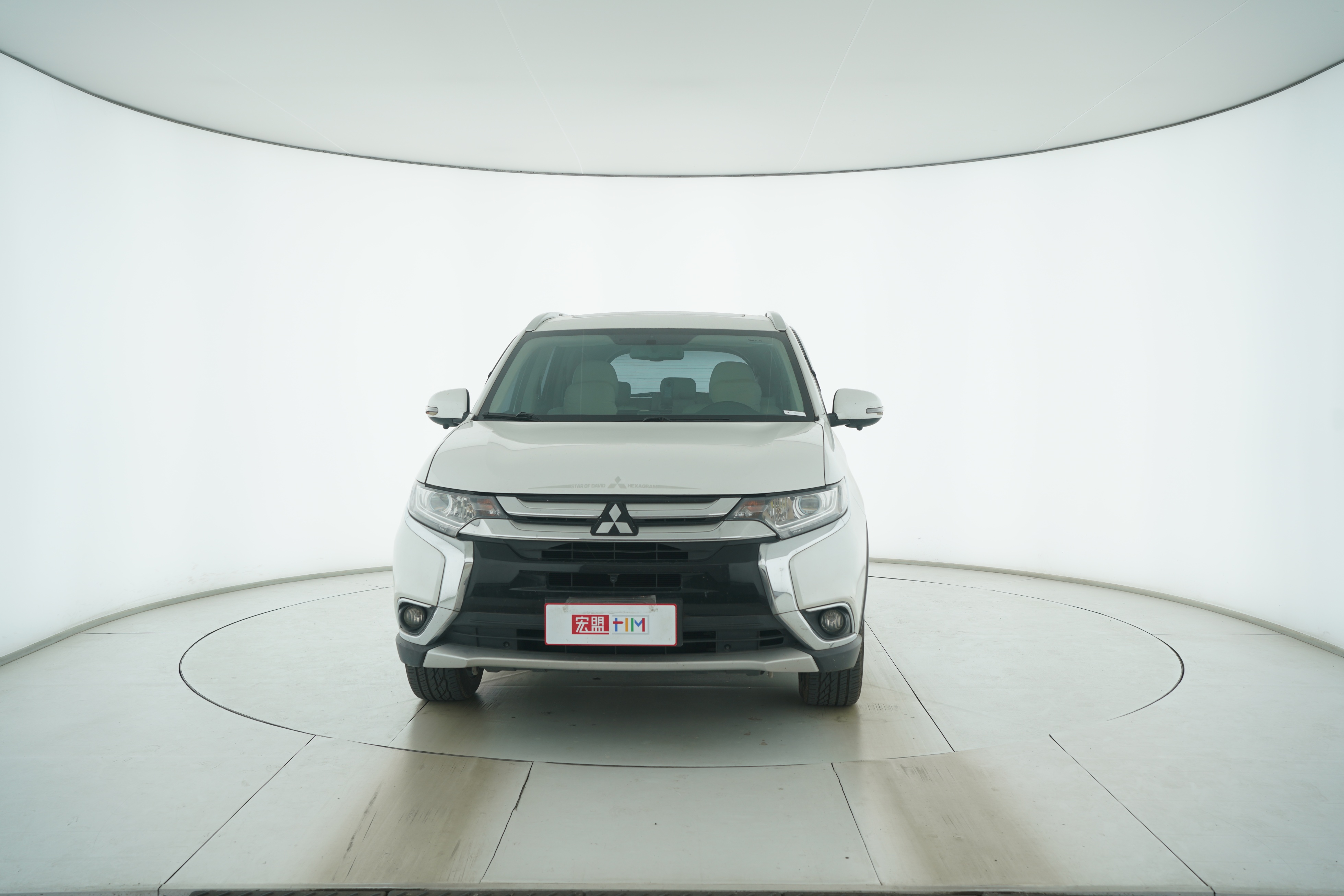 Mitsubishi Outlander 2018 — фото 5