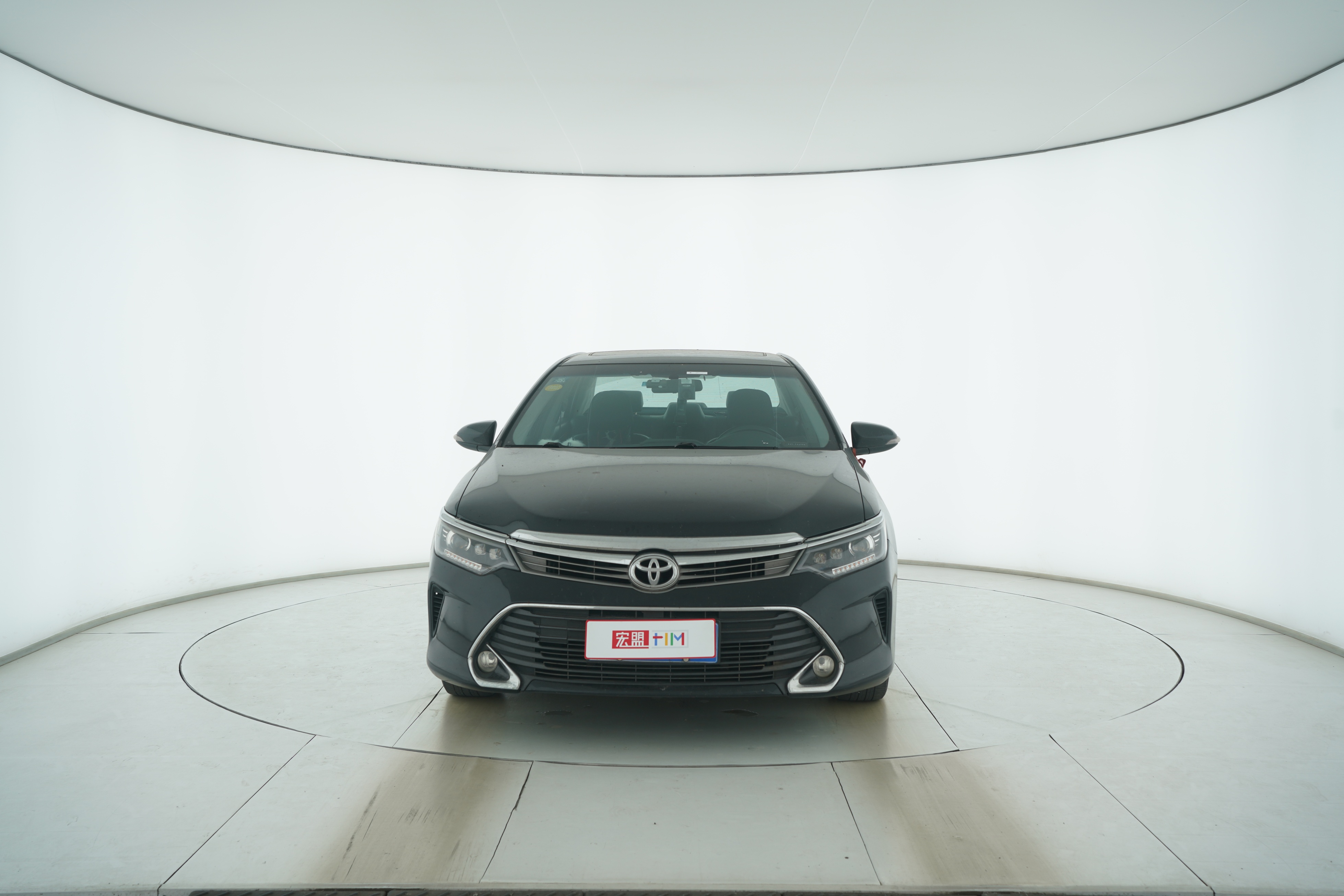 Toyota Camry 2016 — фото 5