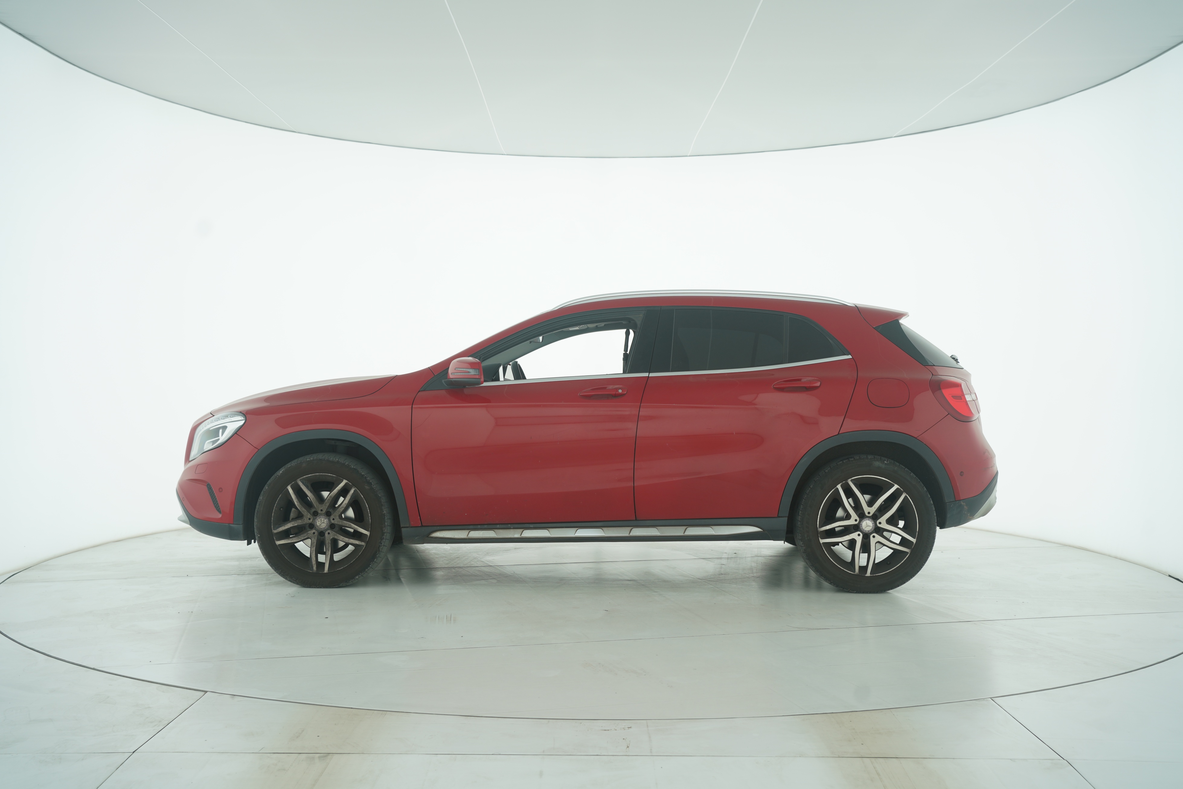 Mercedes Benz GLA 2016 — фото 7
