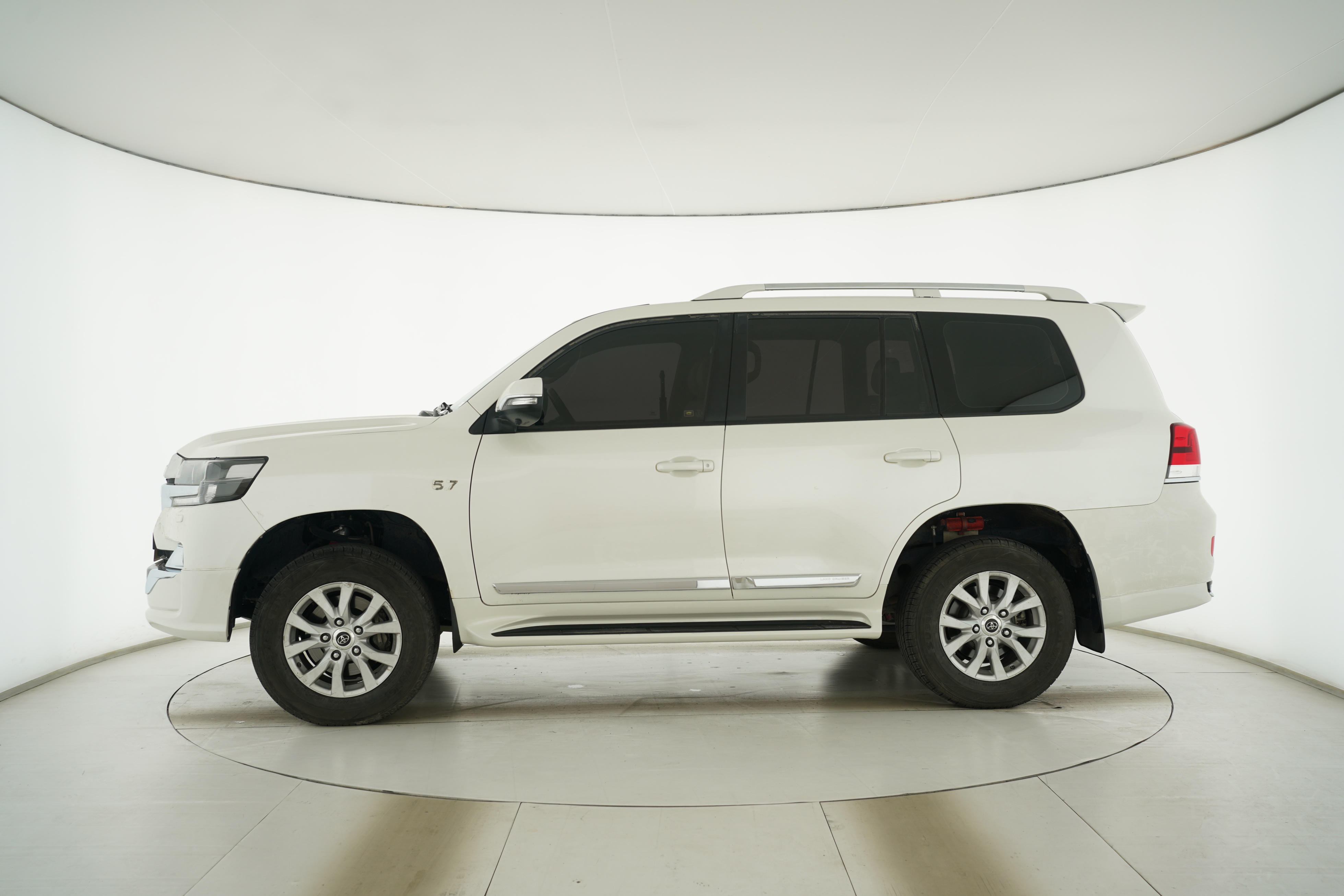Toyota Land Cruiser (Imported) 2016 — фото 7