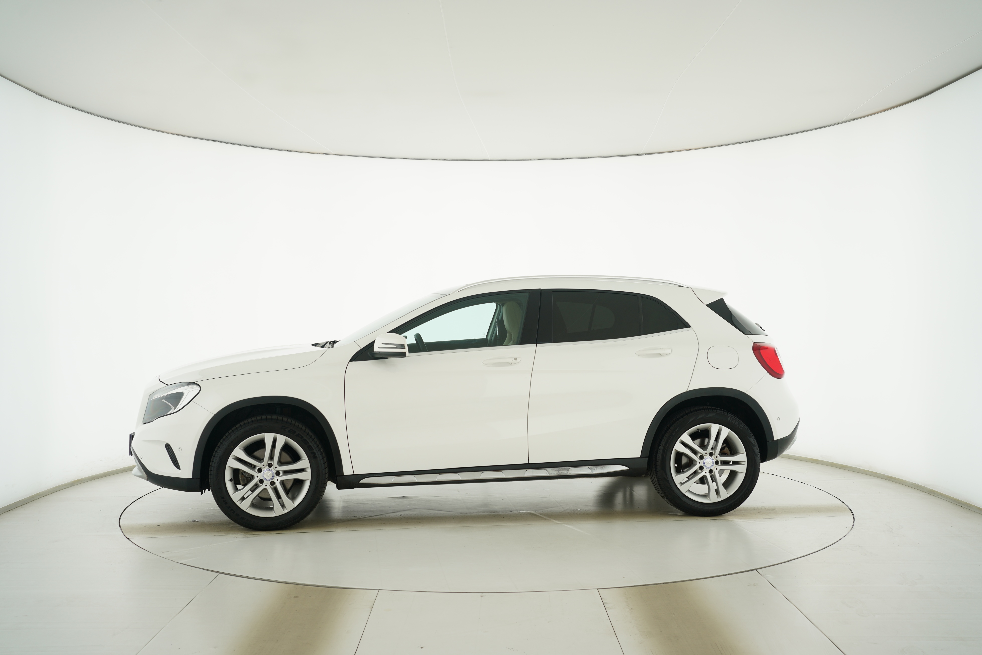 Mercedes Benz GLA 2015 — фото 7