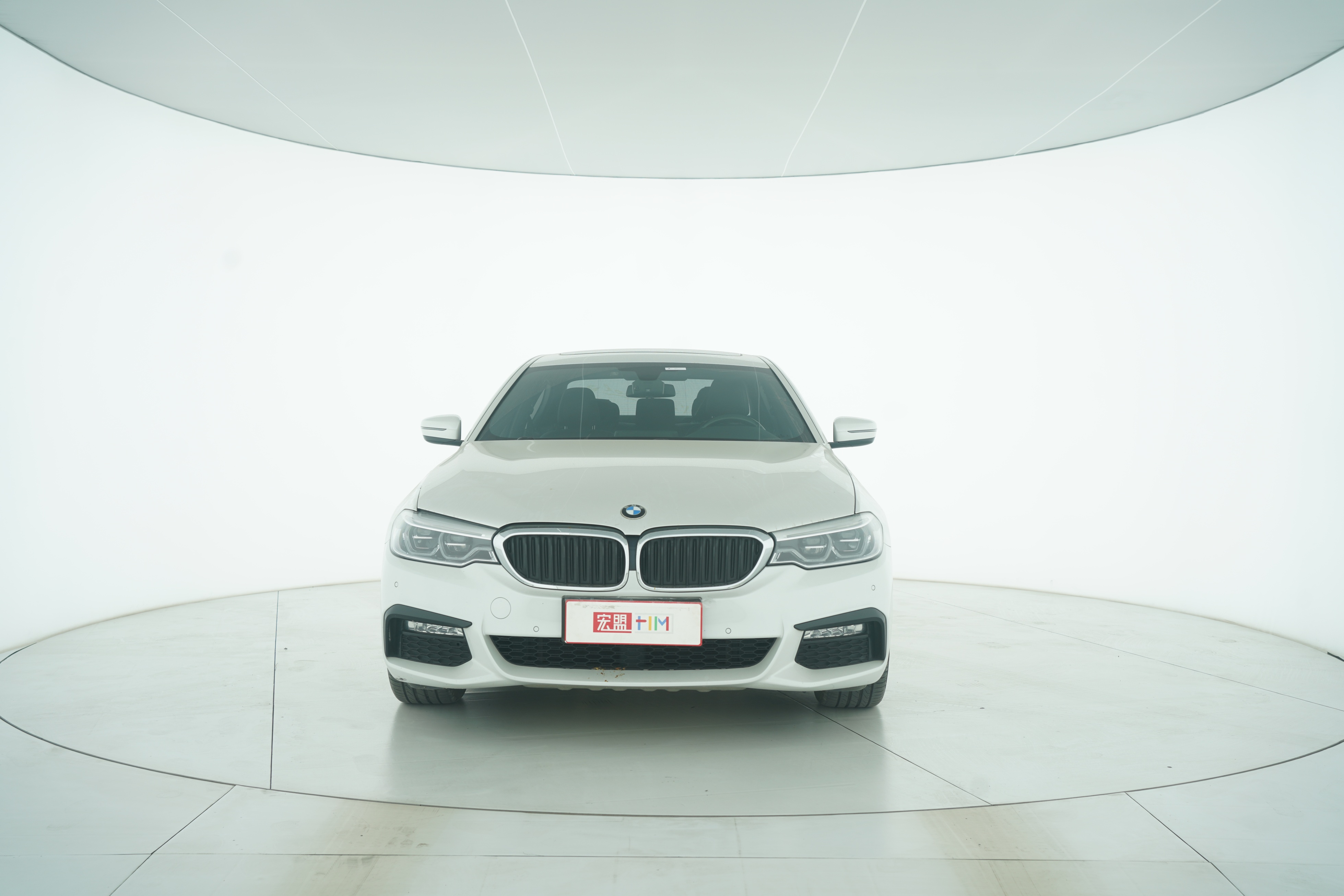 BMW 5 Series 2018 — фото 5