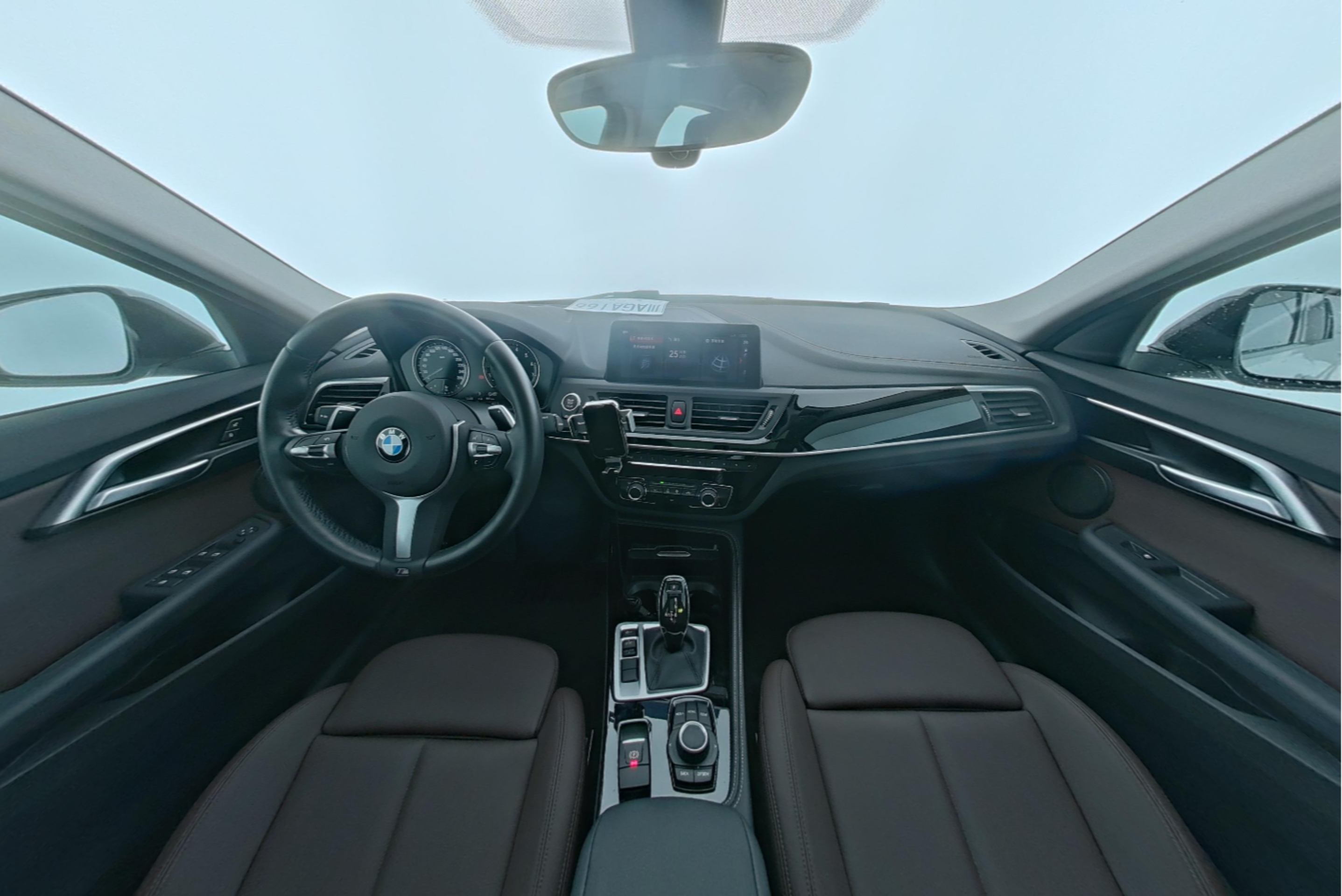 BMW 1 Series 2020 — фото 9