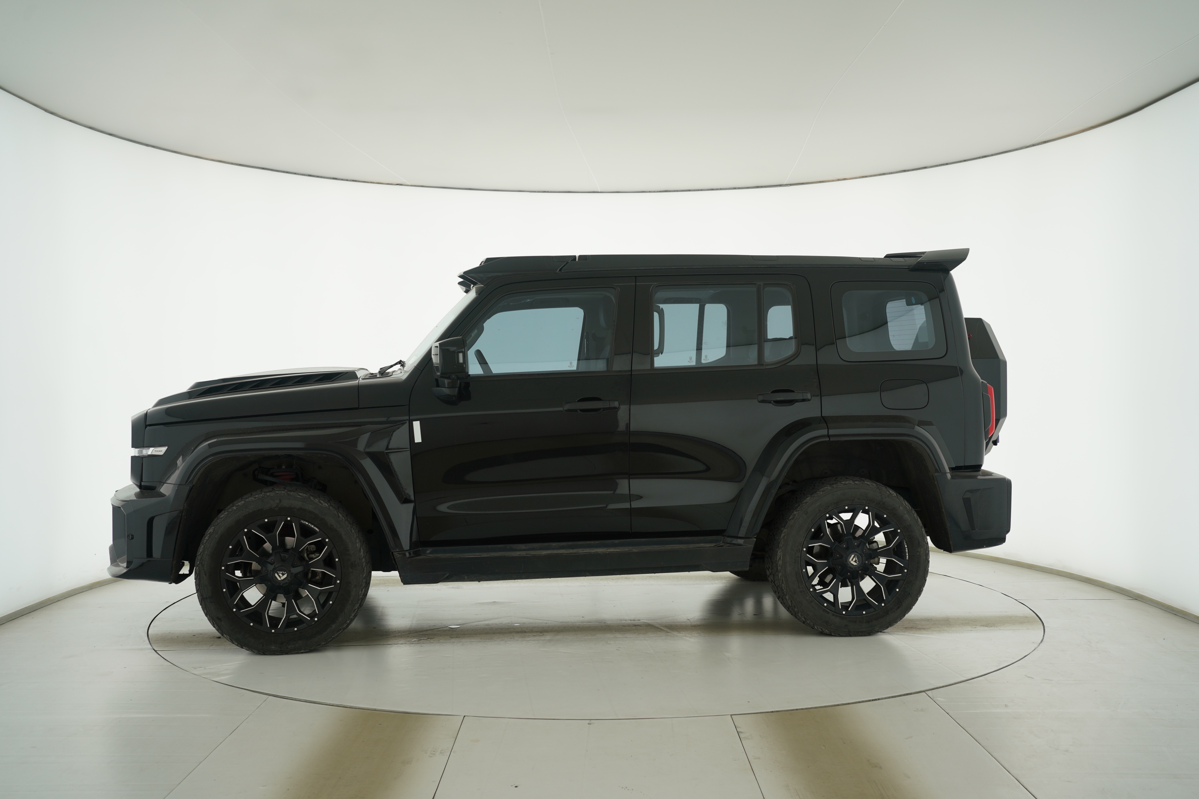 Tank 300 2021 — фото 7