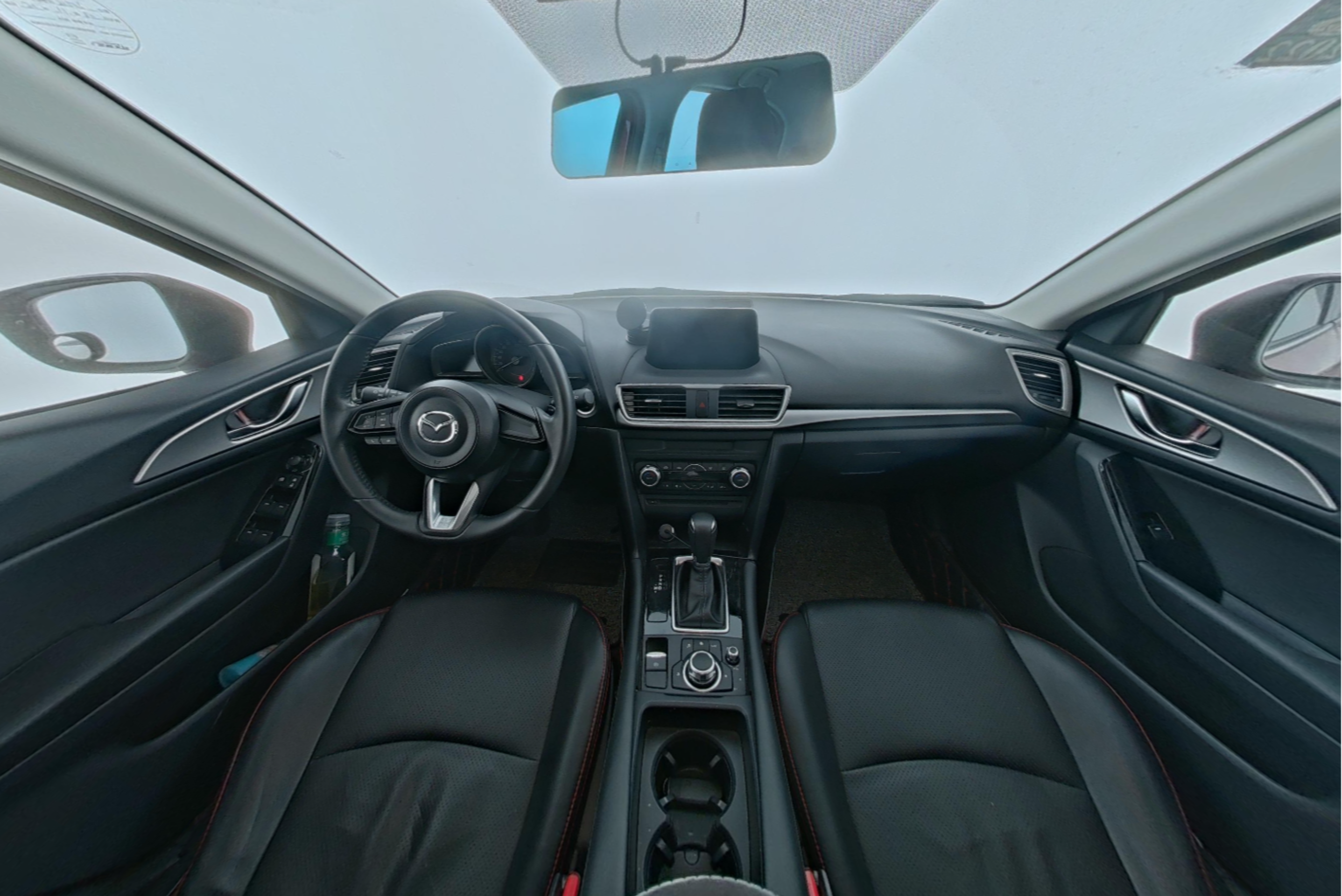 Mazda 3 Axela 2017 — фото 9