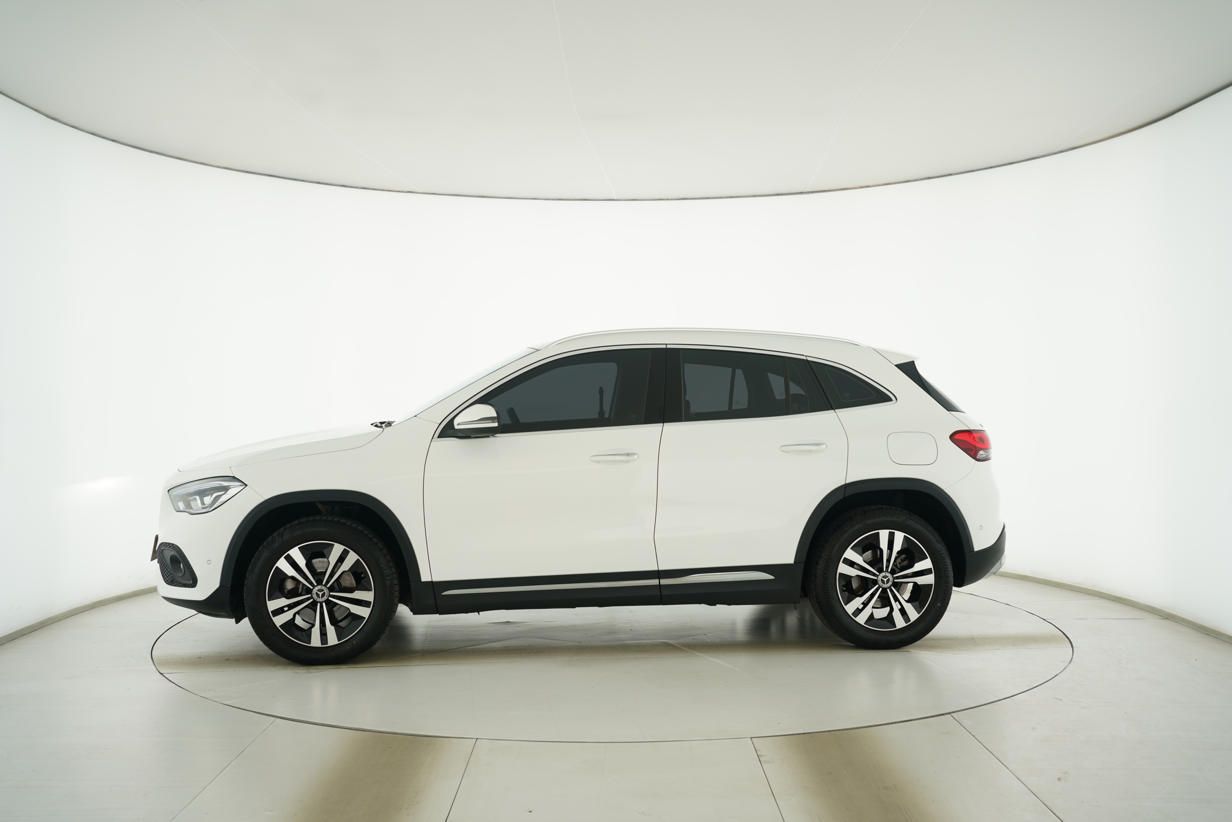Mercedes Benz GLA 2020 — фото 7
