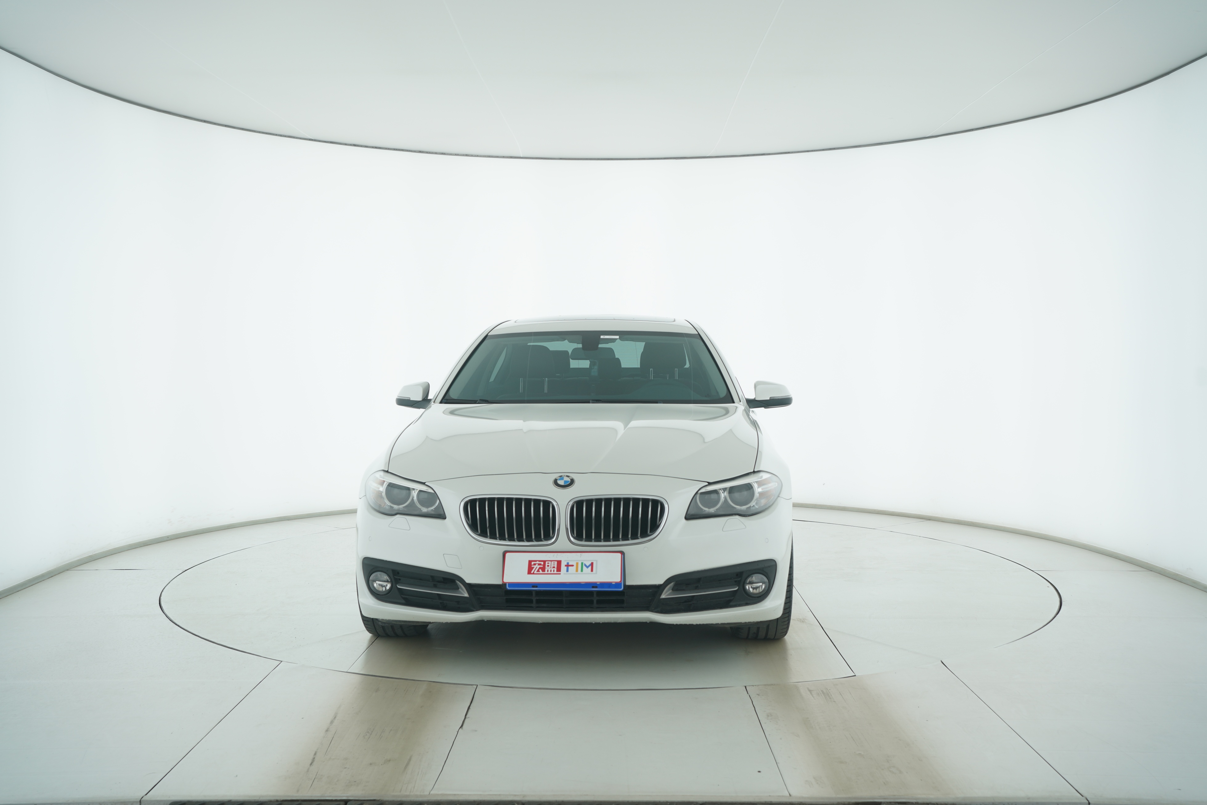 BMW 5 Series 2014 — фото 5