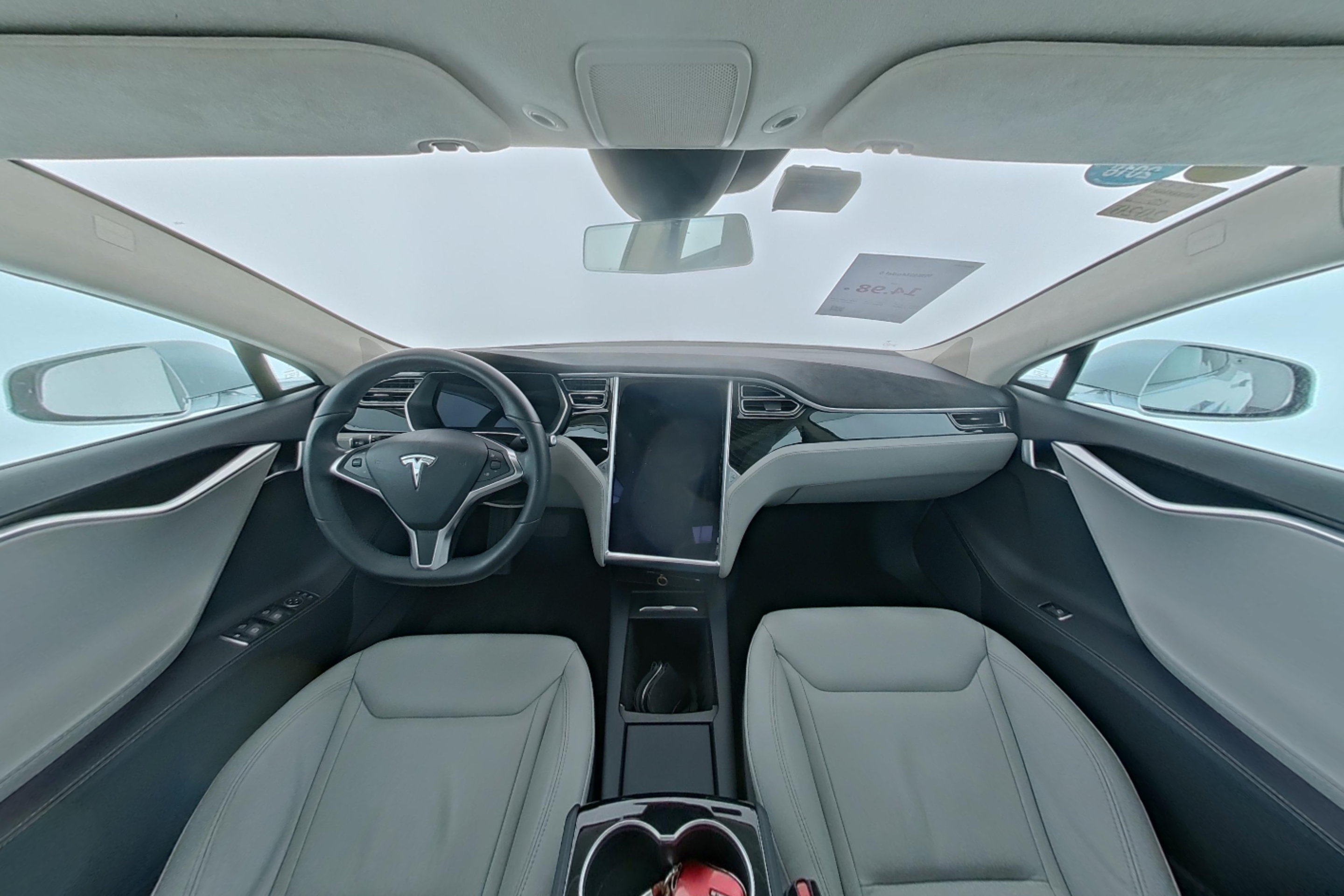 Tesla Model X 2016 — фото 9