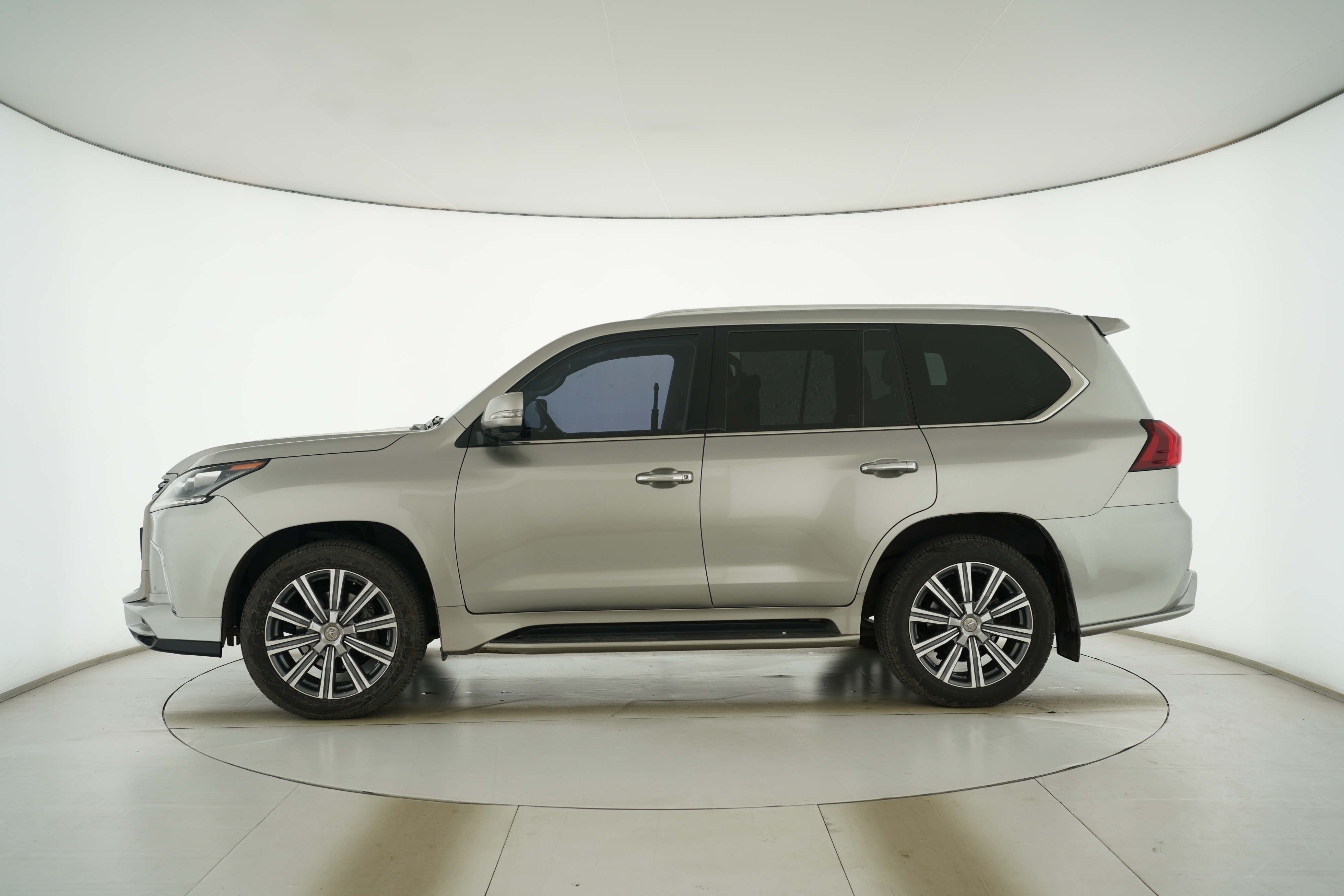 Lexus LX 2016 — фото 7