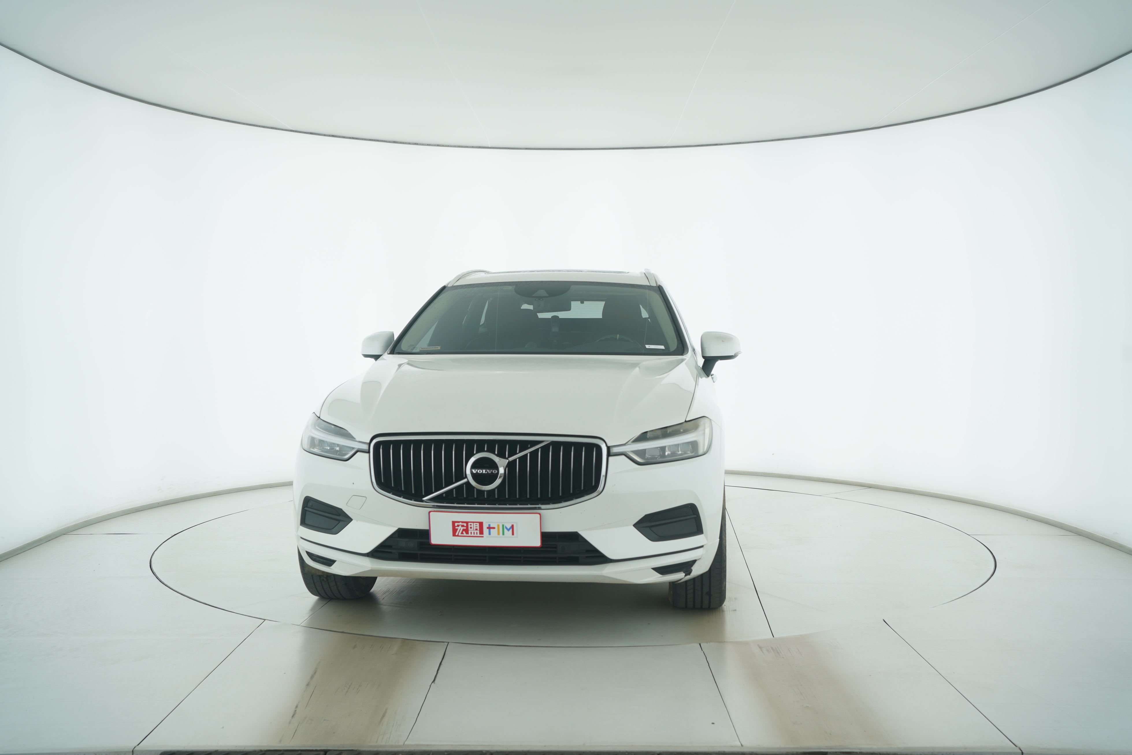 VOLVO XC60 2019 — фото 5