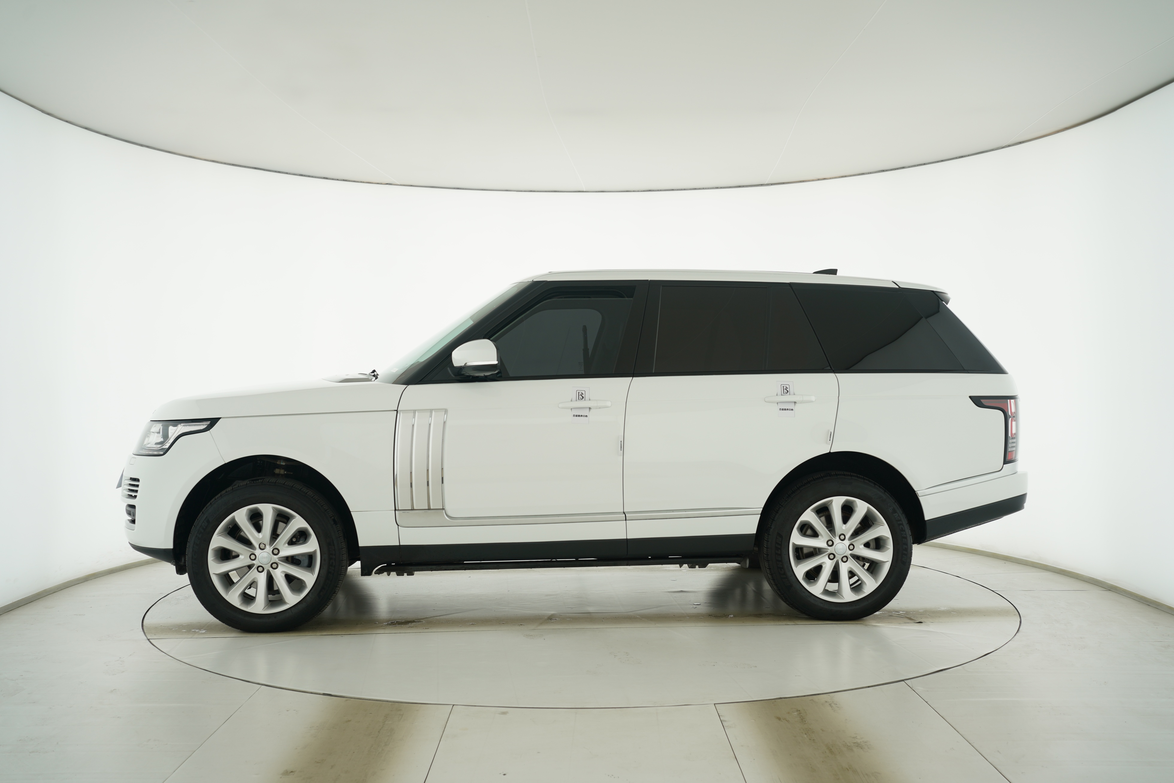 Land Rover Range Rover 2017 — фото 7