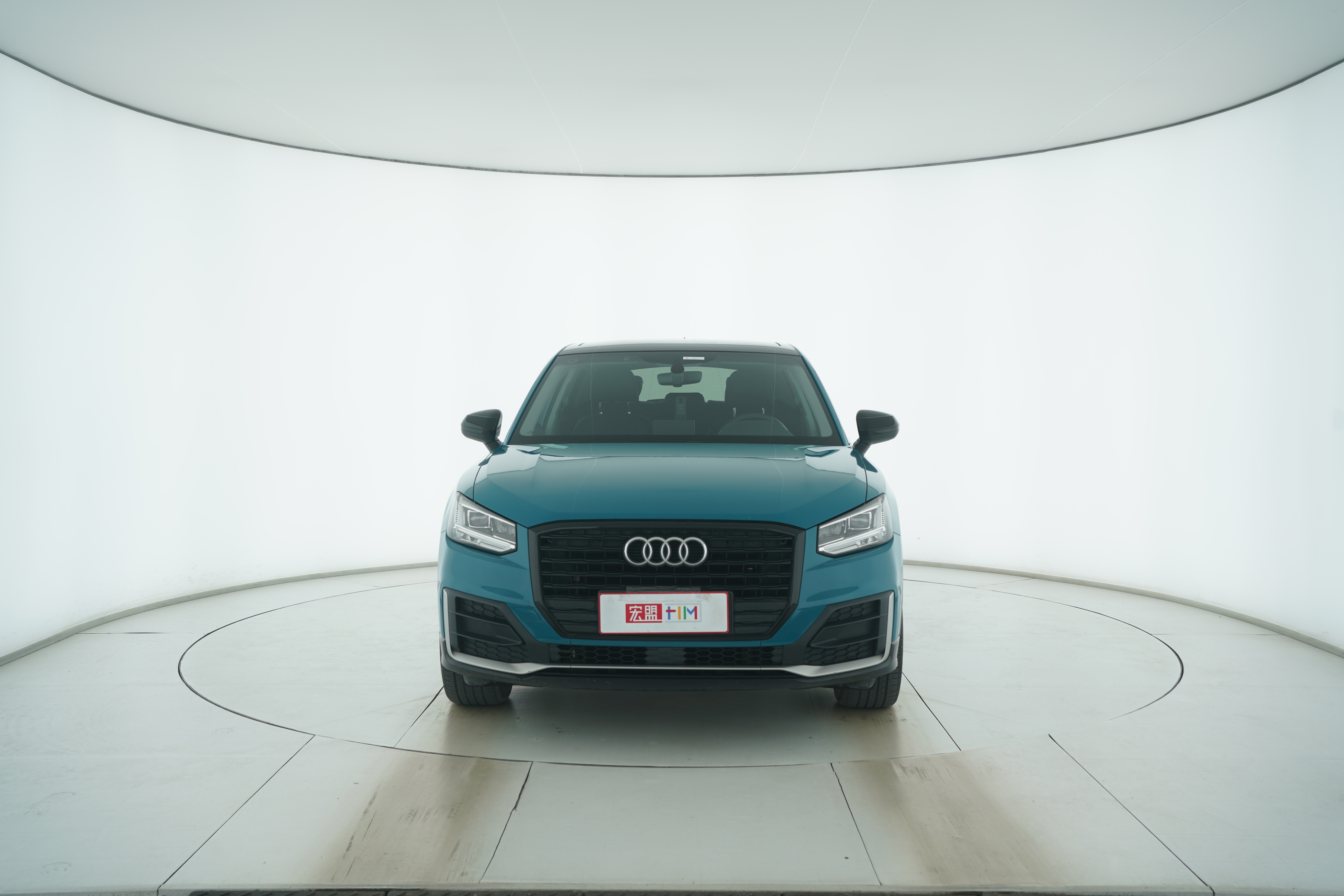 Audi Q2L 2018 — фото 5