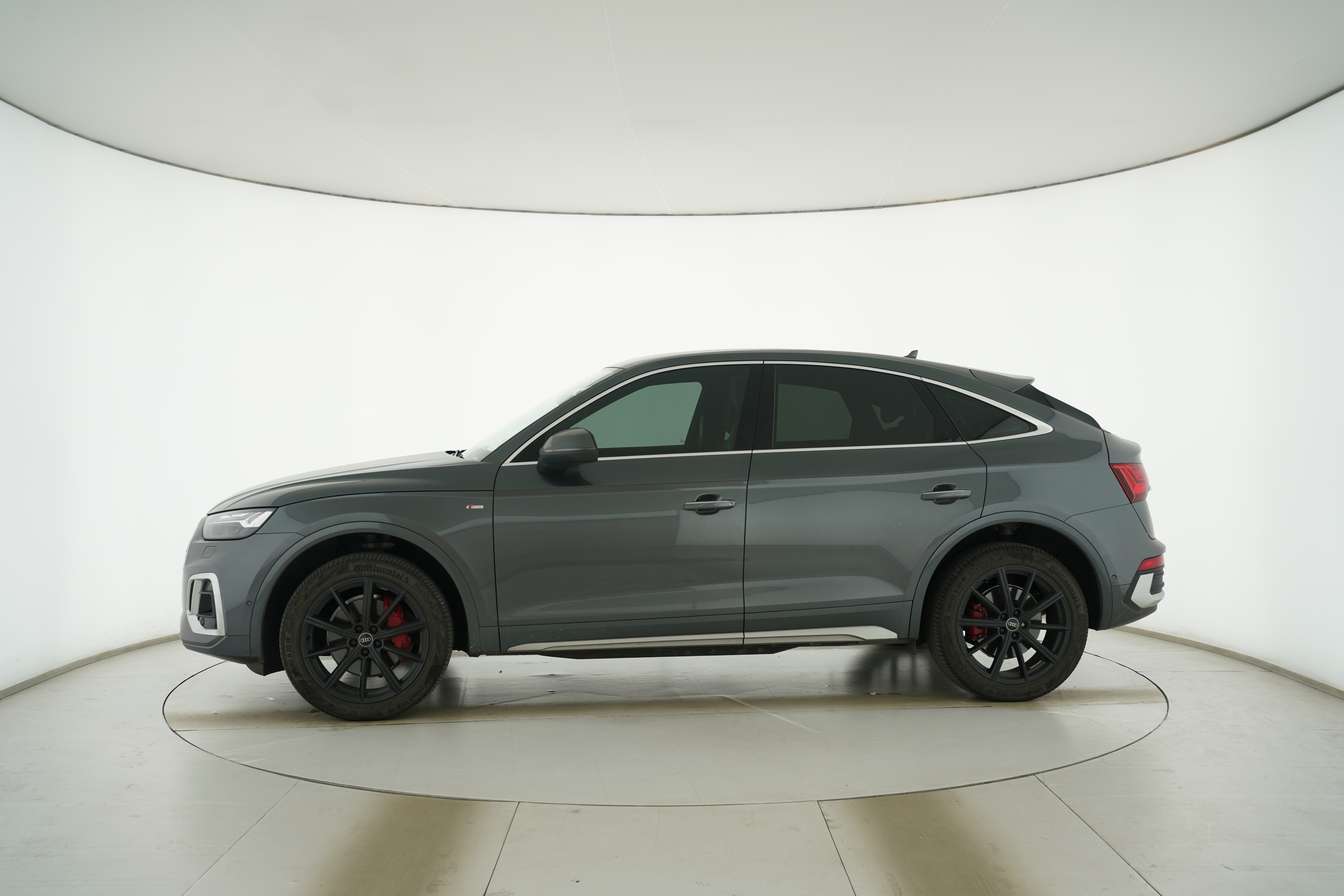 Audi Q5L Sportback 2021 — фото 7