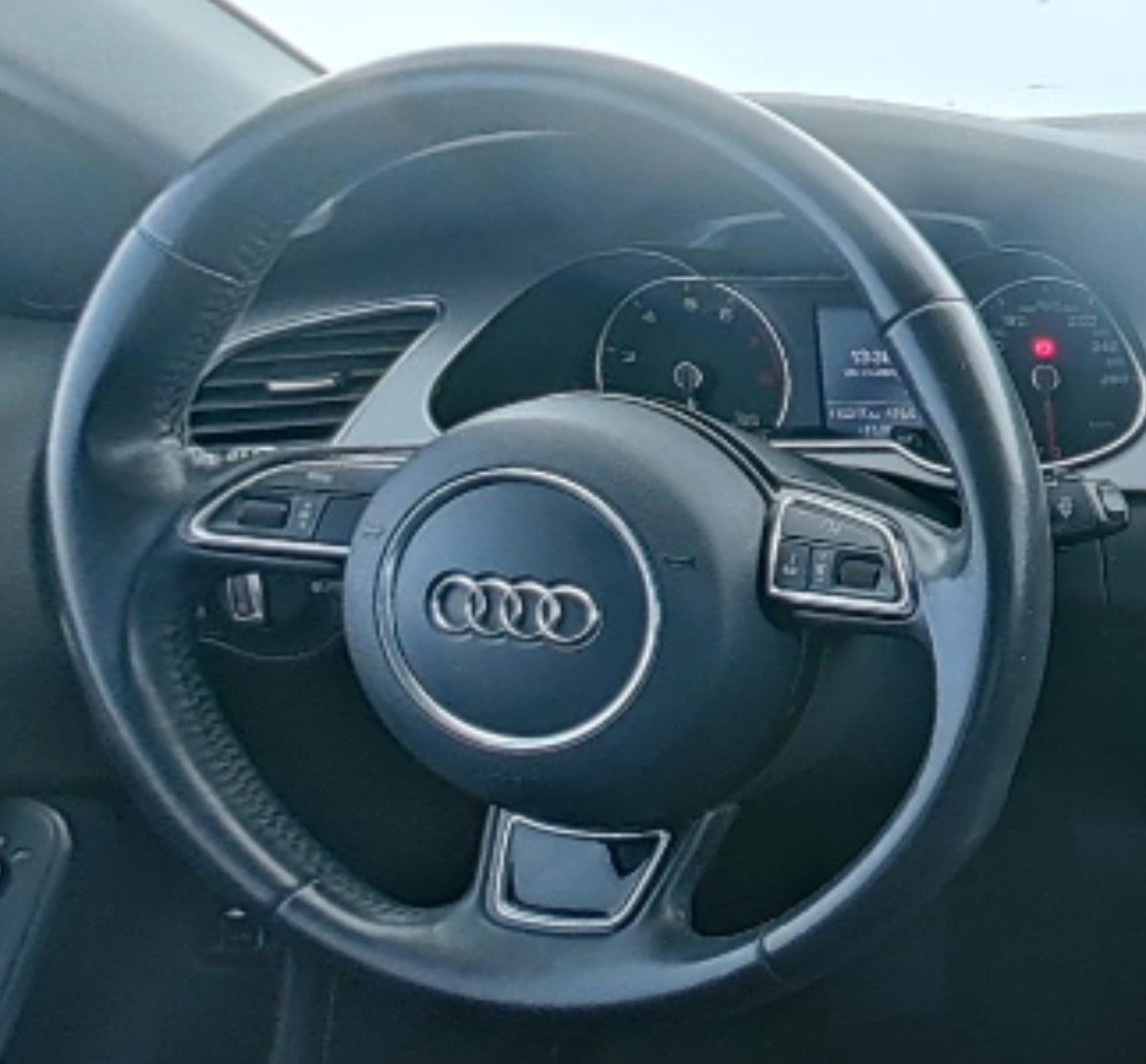 Audi A4L 2015 — фото 10