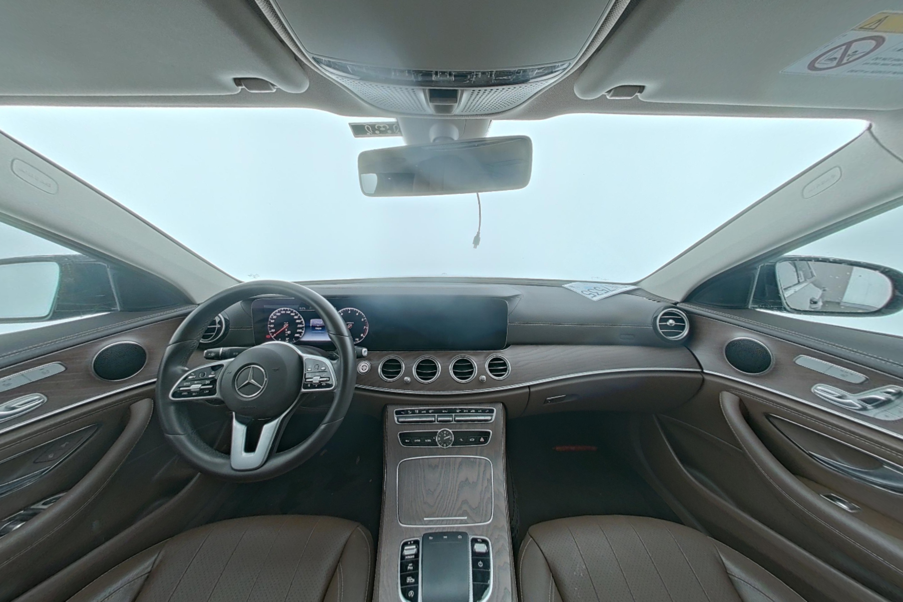 Mercedes Benz E-Class 2020 — фото 9