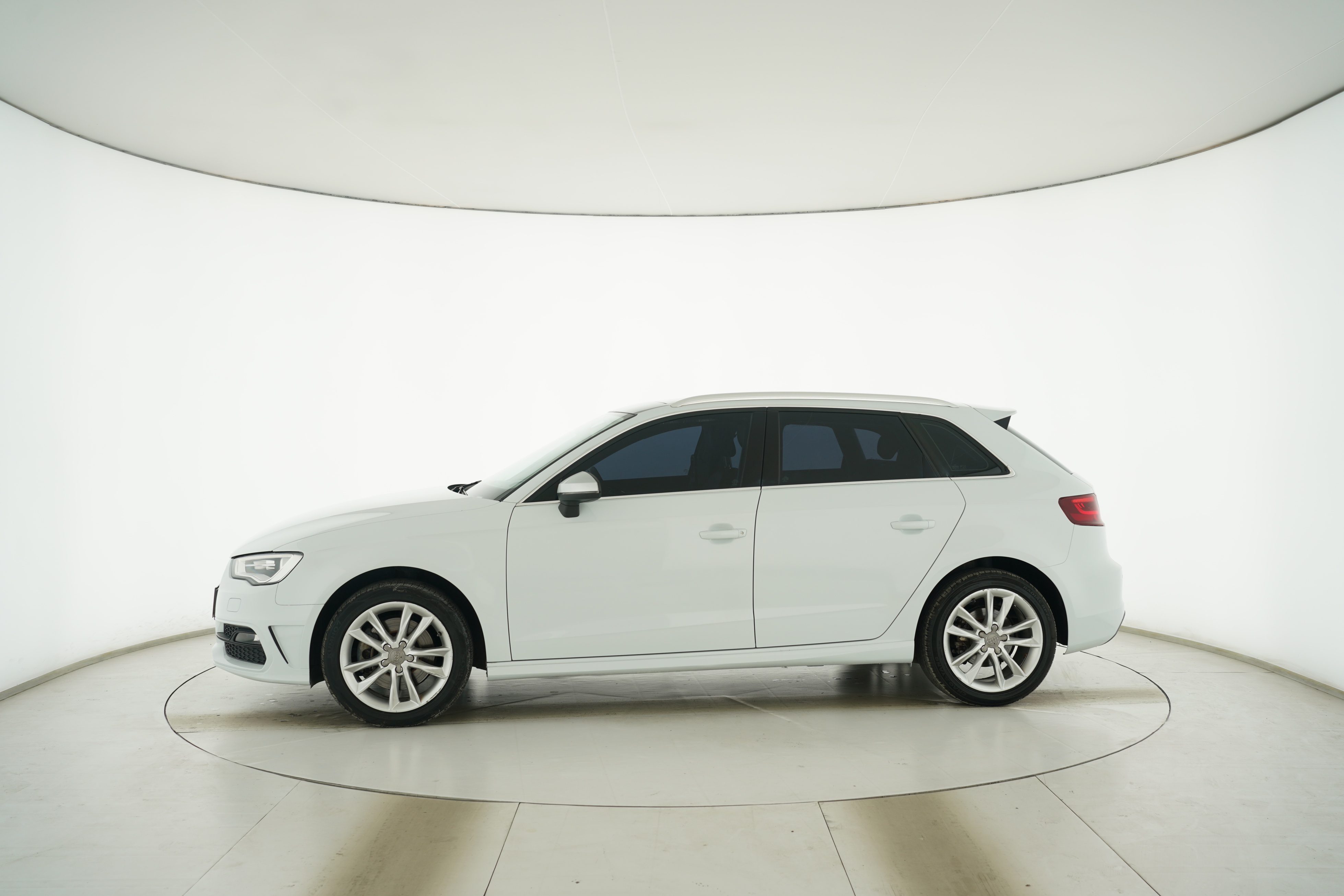 Audi A3(Imported) 2014 — фото 7
